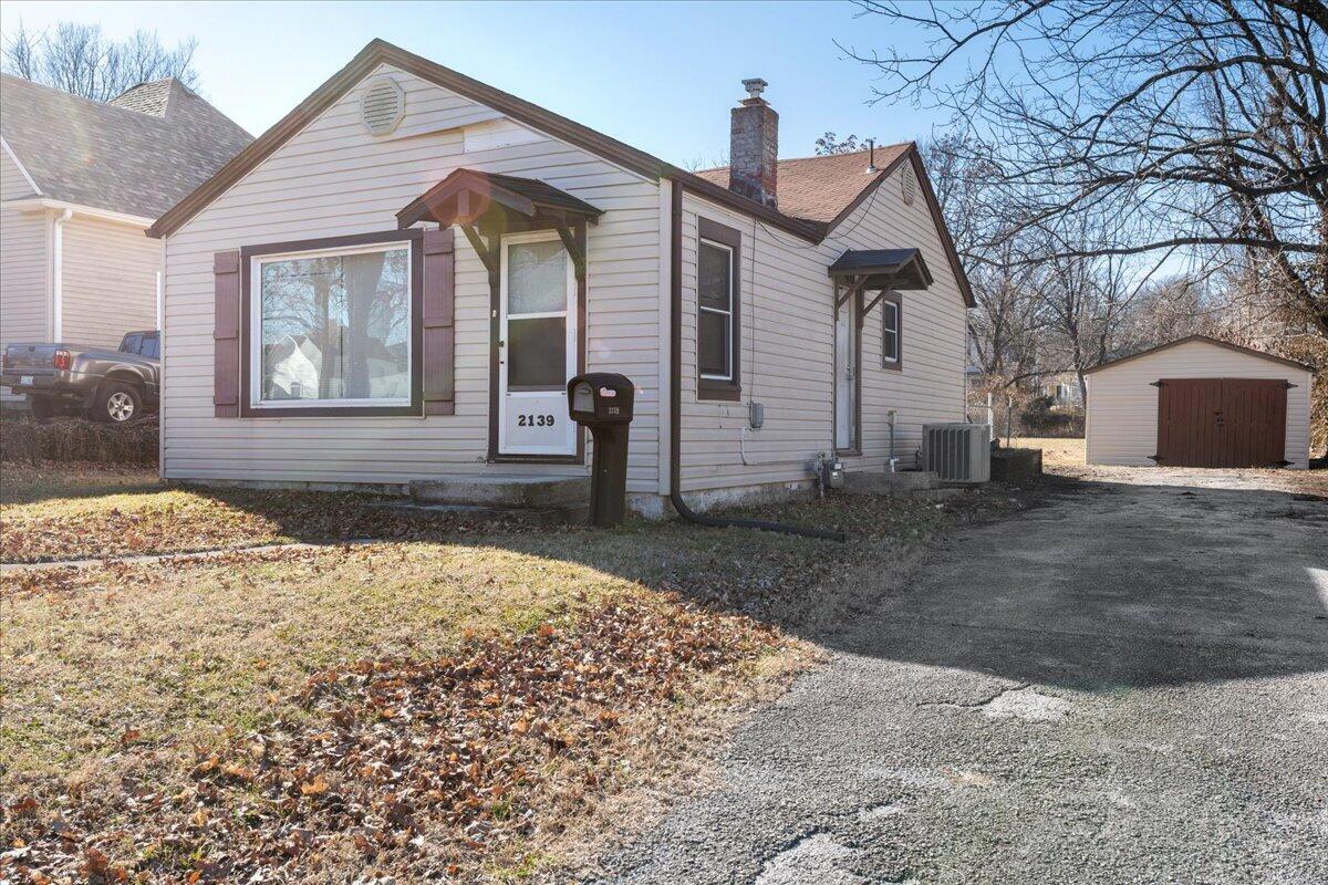 2139 North Benton Avenue Property Photo 18