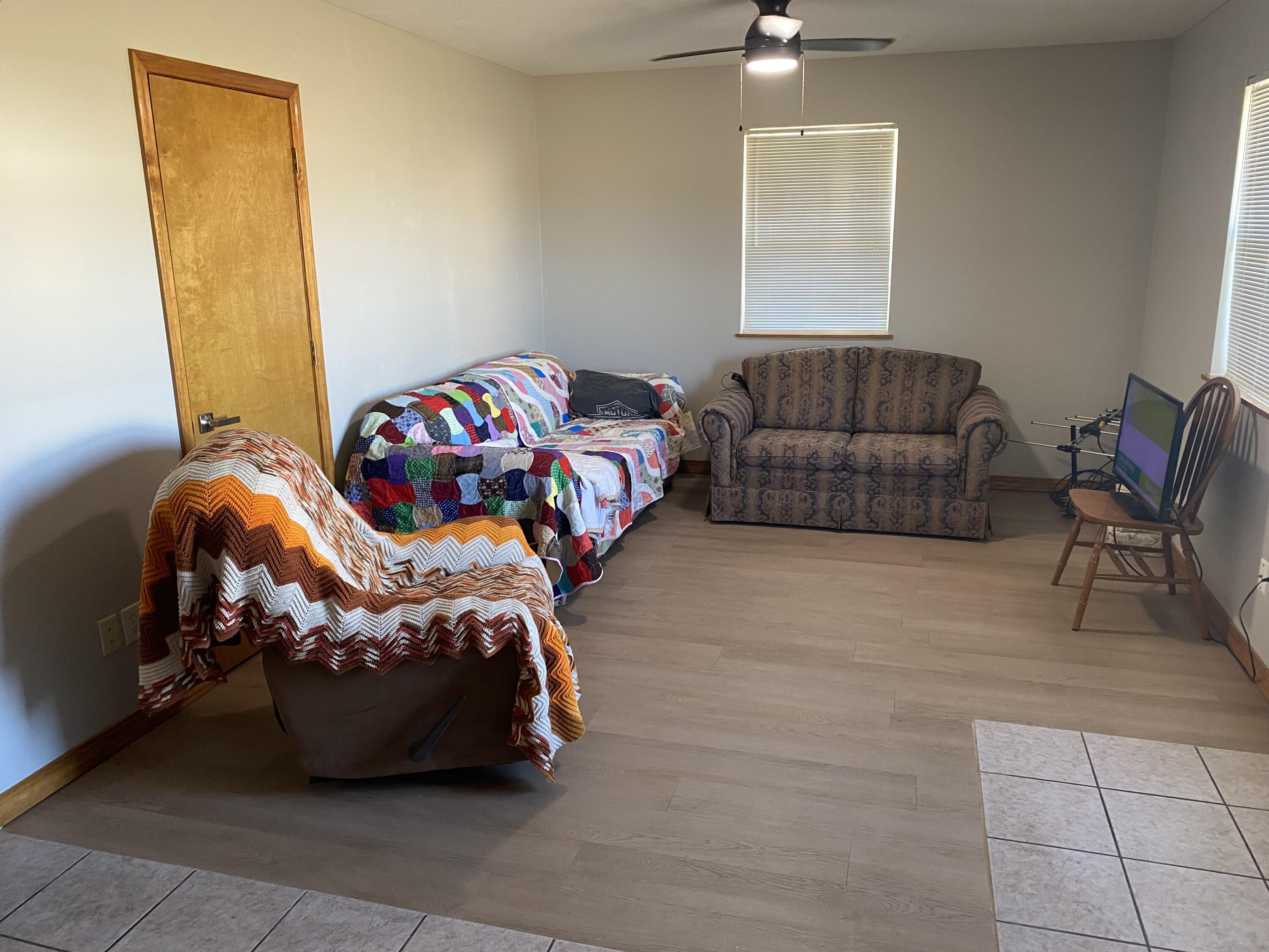885 West Thoroughfare Street Property Photo 26