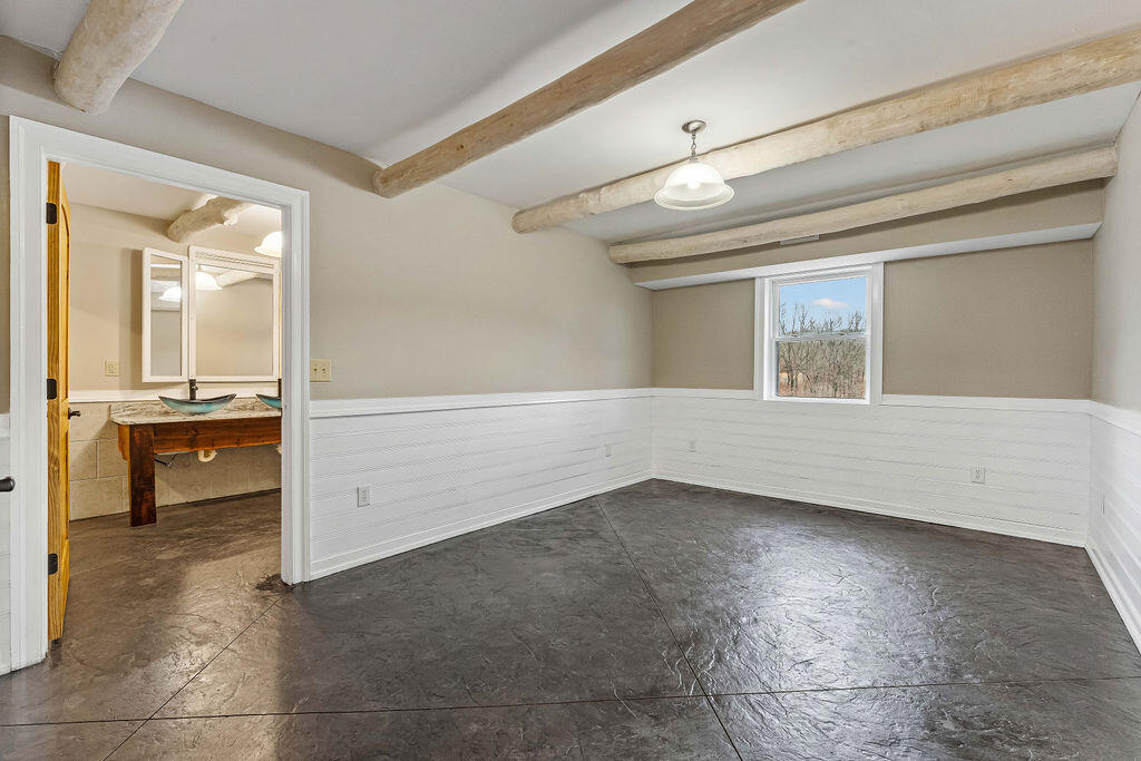 167 Wilshire Property Photo 21