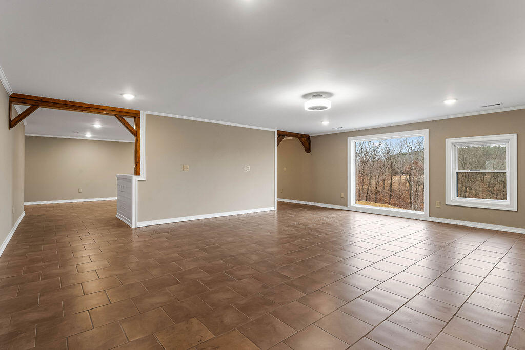 167 Wilshire Property Photo 34