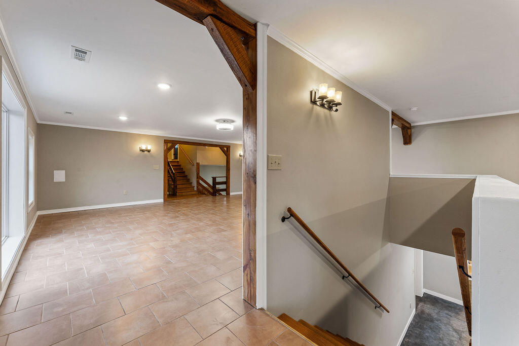 167 Wilshire Property Photo 36
