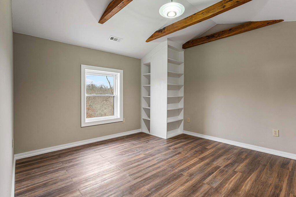 167 Wilshire Property Photo 38