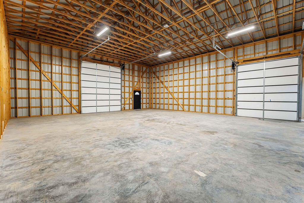 167 Wilshire Property Photo 49