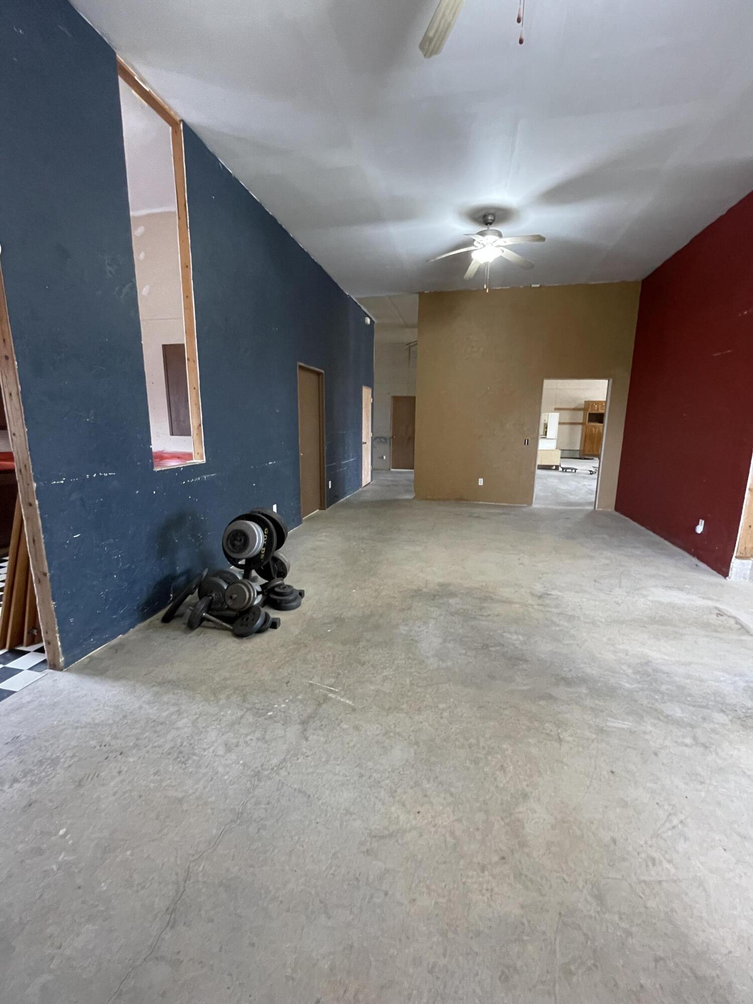 8906 Outer Road Property Photo 17