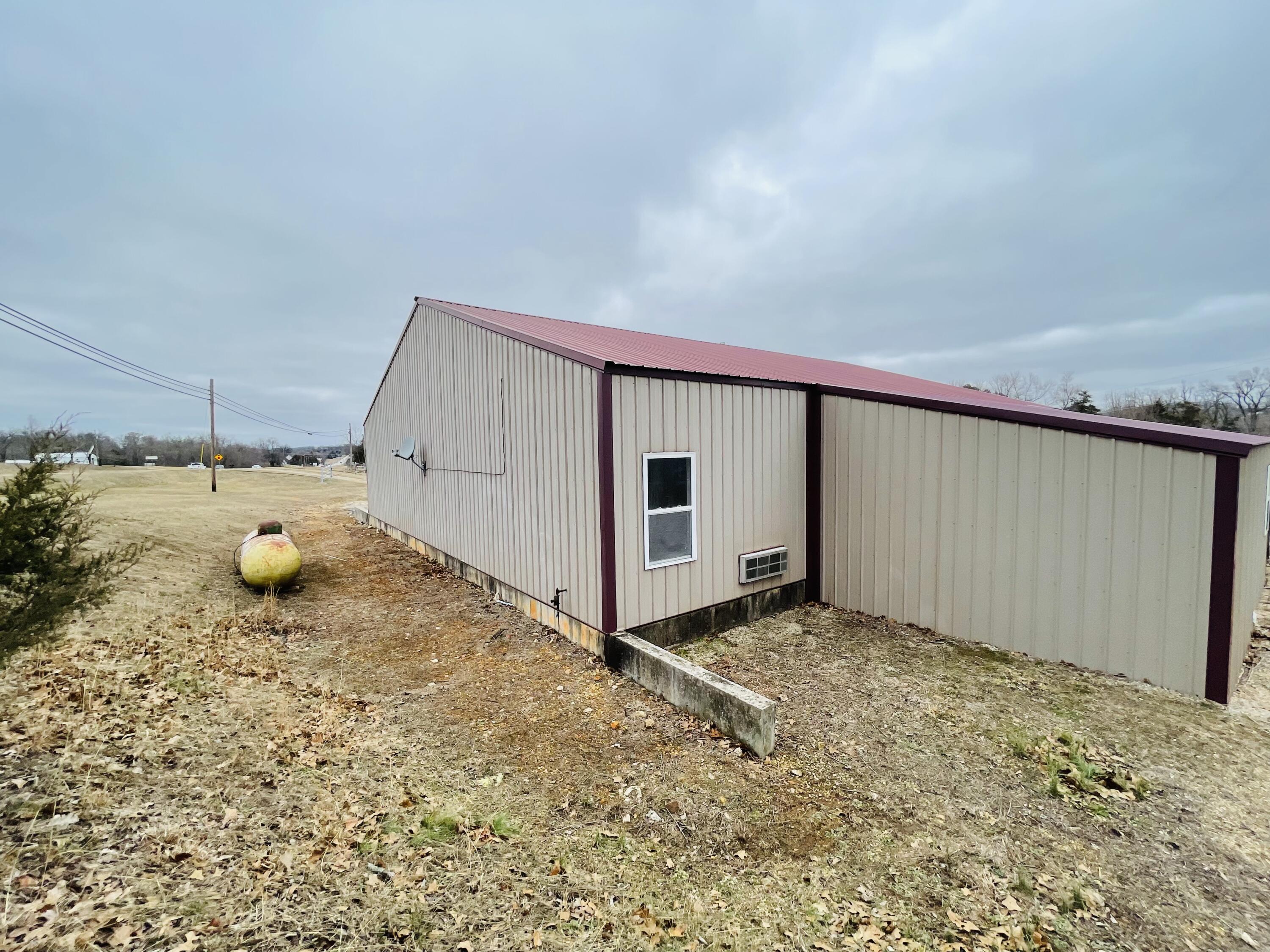 8906 Outer Road Property Photo 29