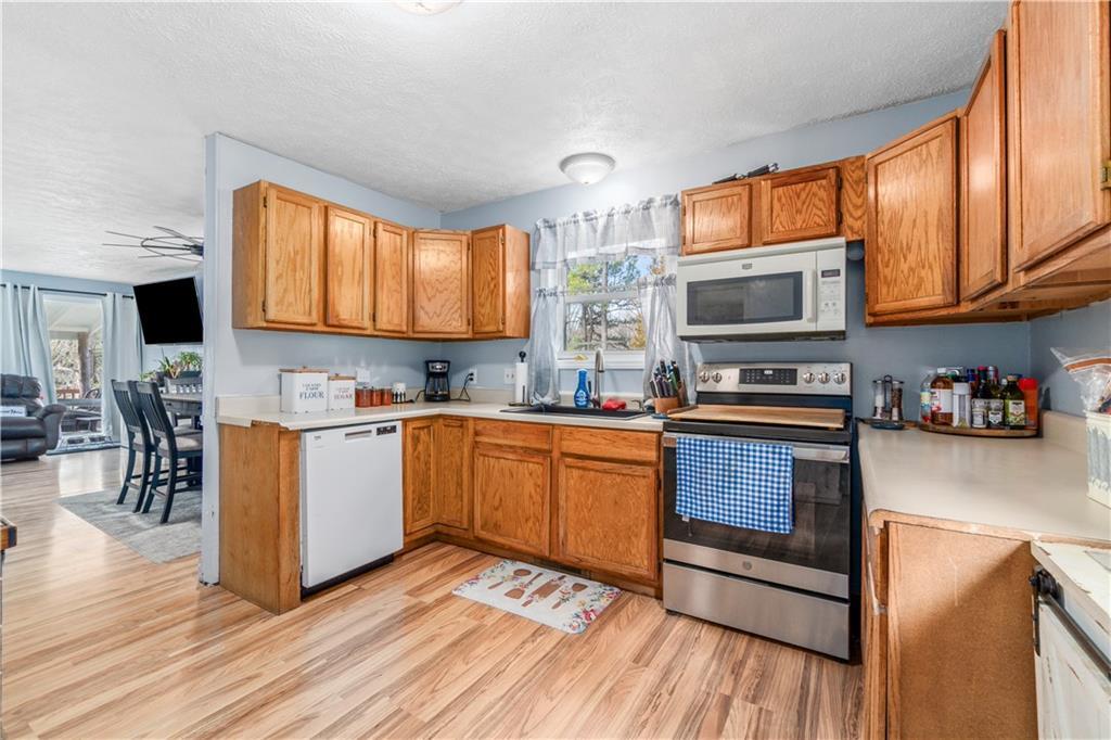 99 Valley View Court Property Photo 8