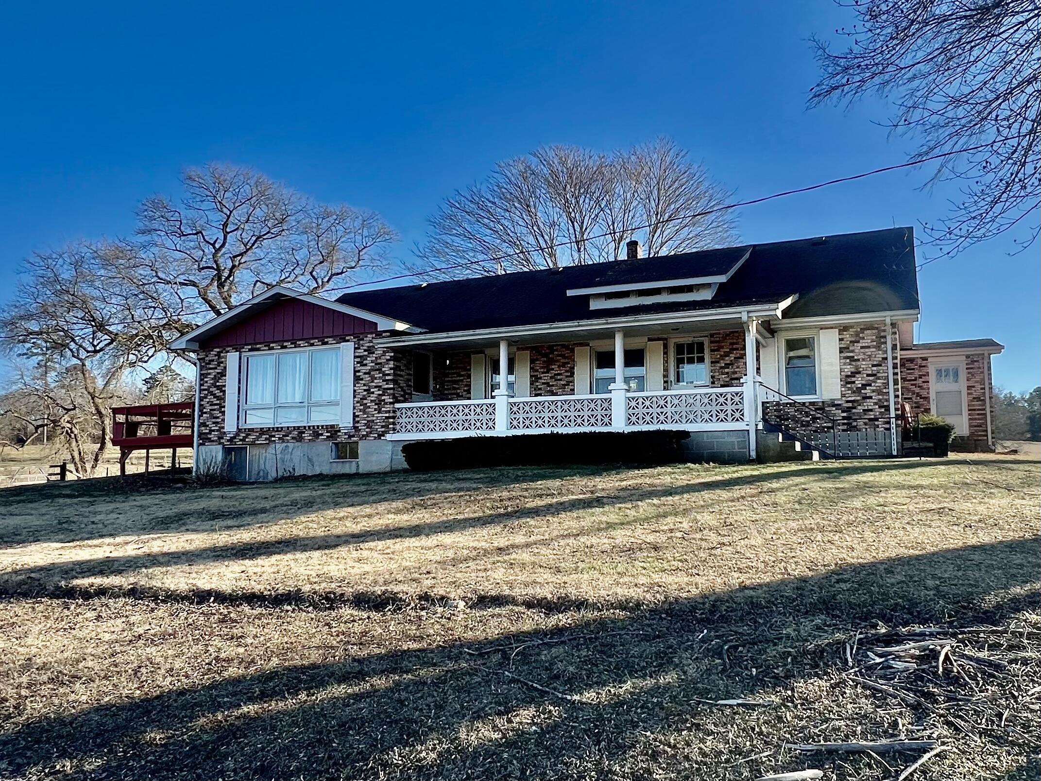 18147 State Route F Property Photo 4