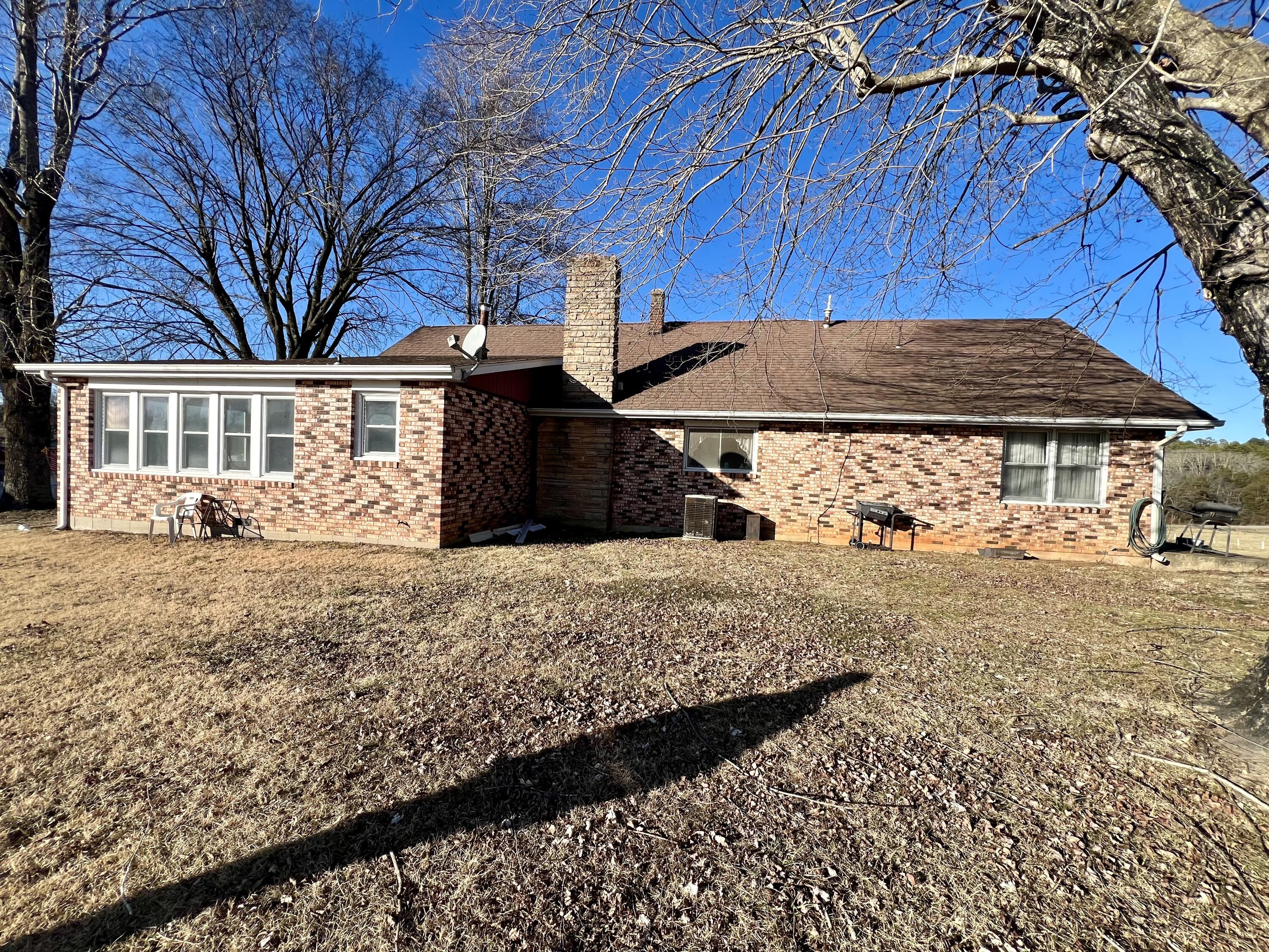 18147 State Route F Property Photo 6