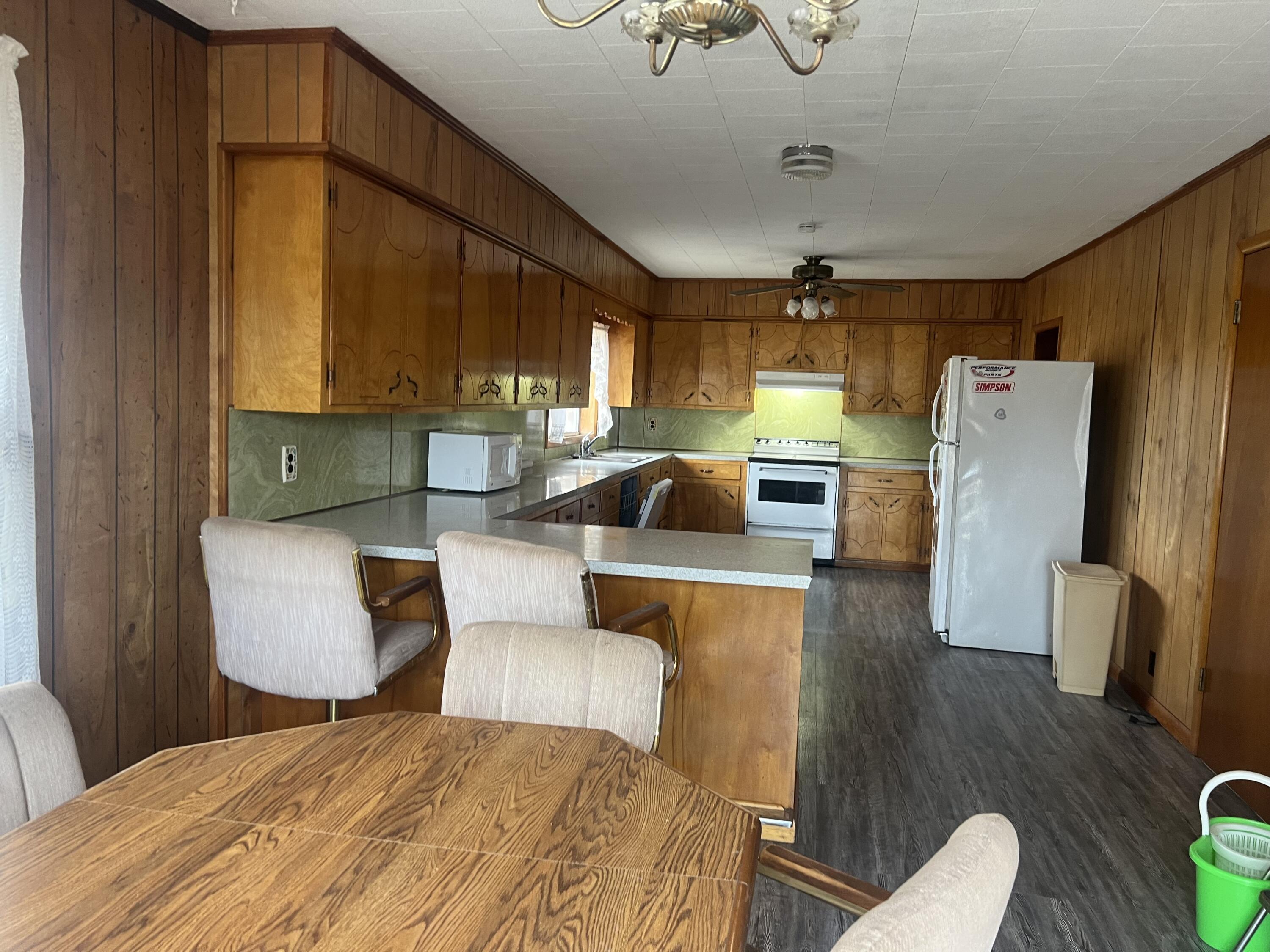 18147 State Route F Property Photo 12