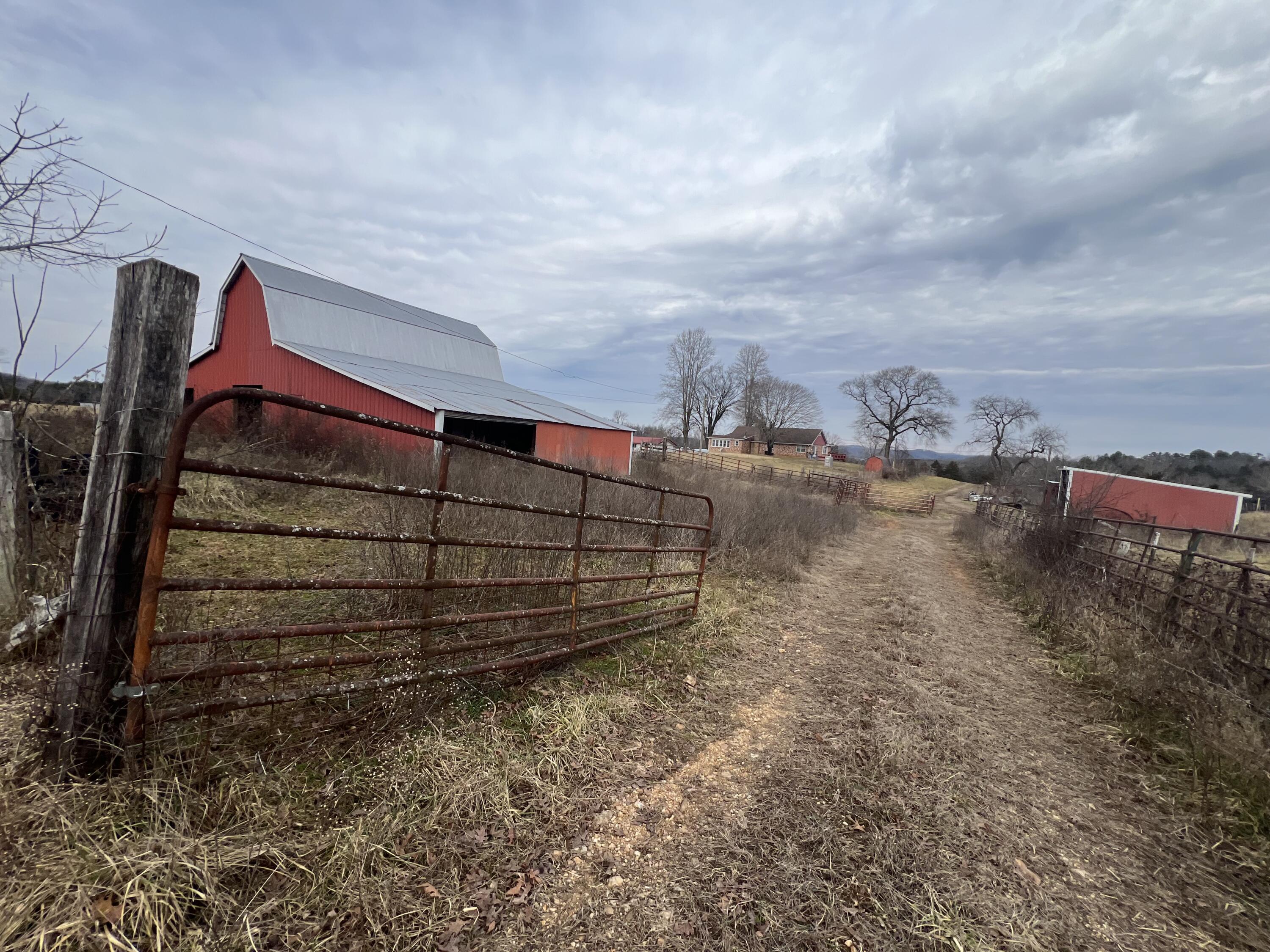 18147 State Route F Property Photo 24