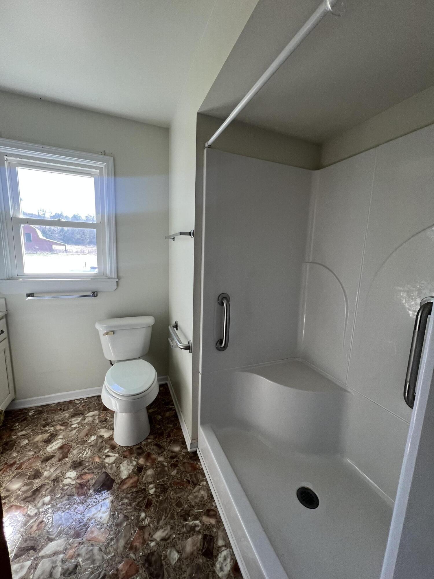 18147 State Route F Property Photo 33