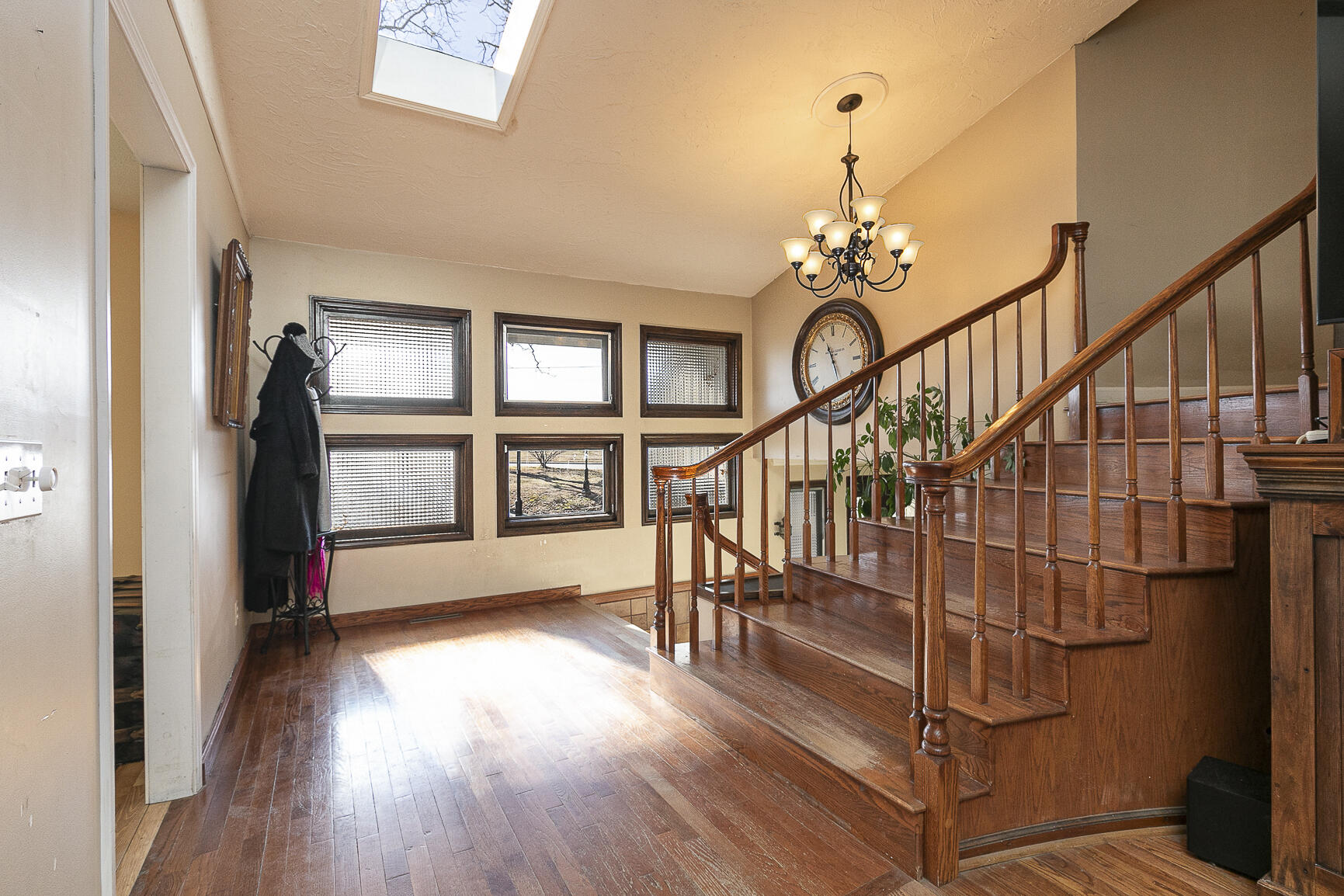 1385 East Laird Street Property Photo 8