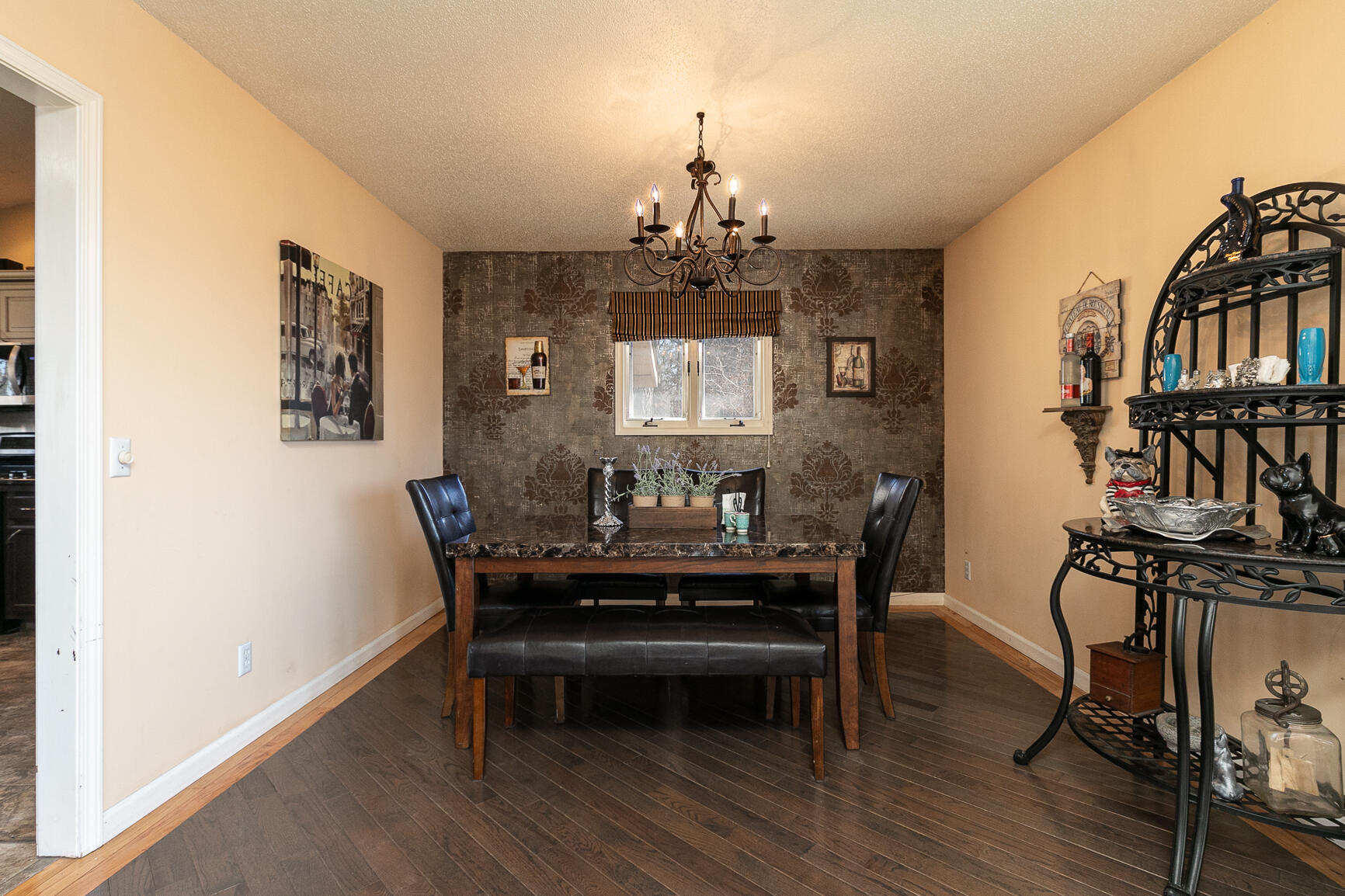 1385 East Laird Street Property Photo 16