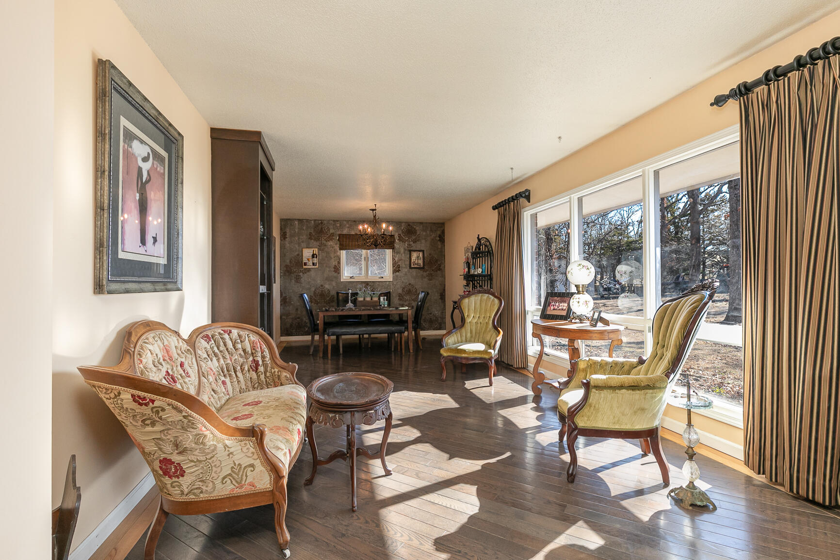1385 East Laird Street Property Photo 17