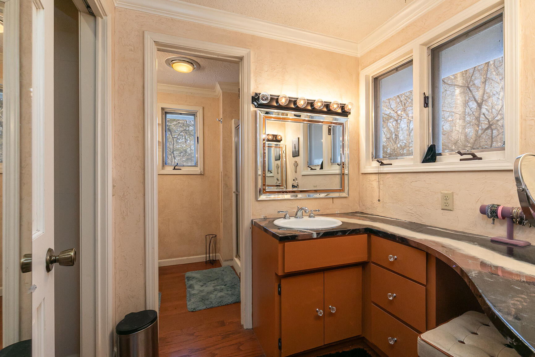 1385 East Laird Street Property Photo 24