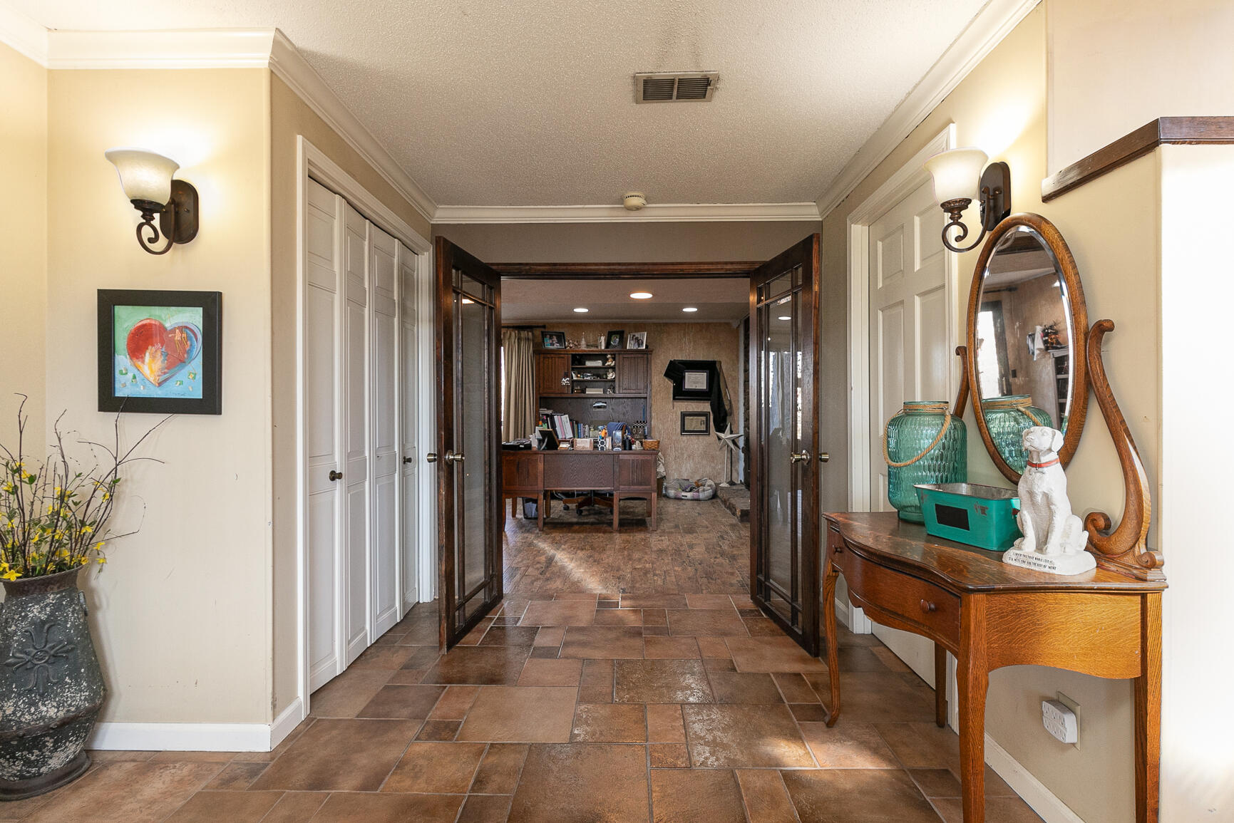 1385 East Laird Street Property Photo 33
