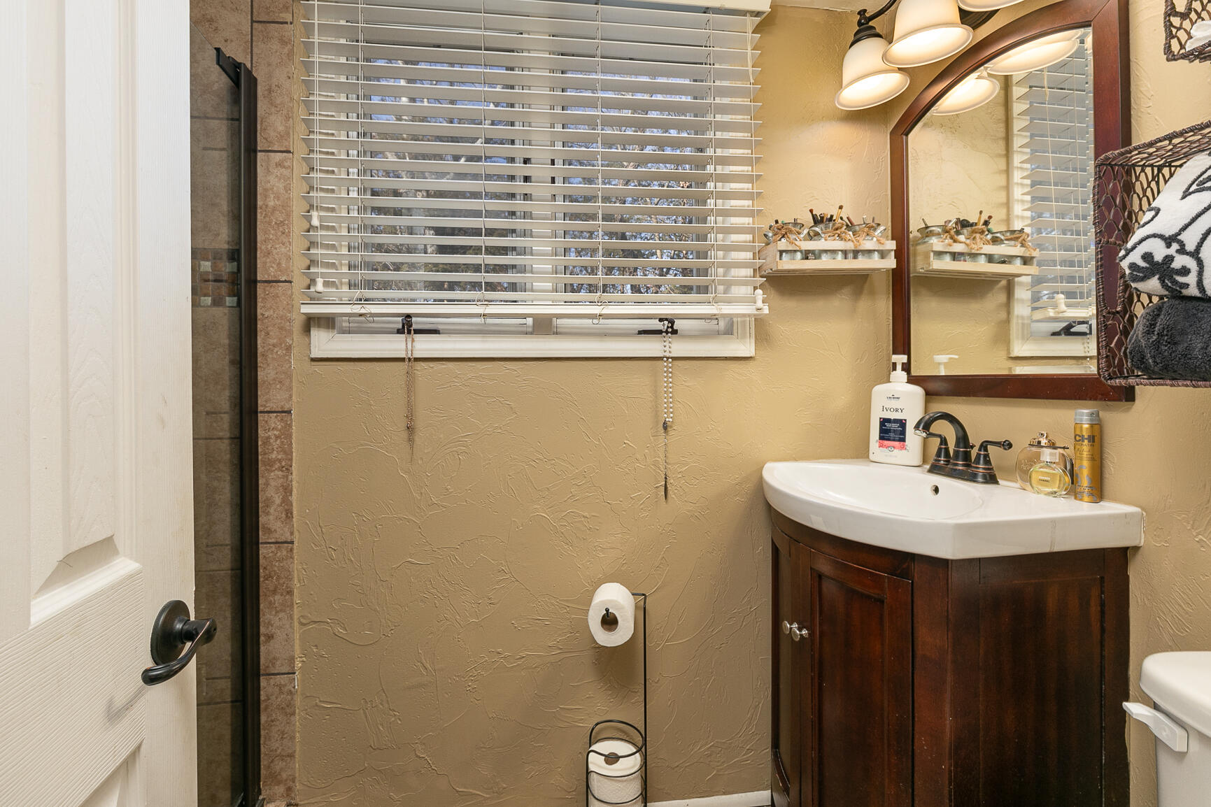 1385 East Laird Street Property Photo 39