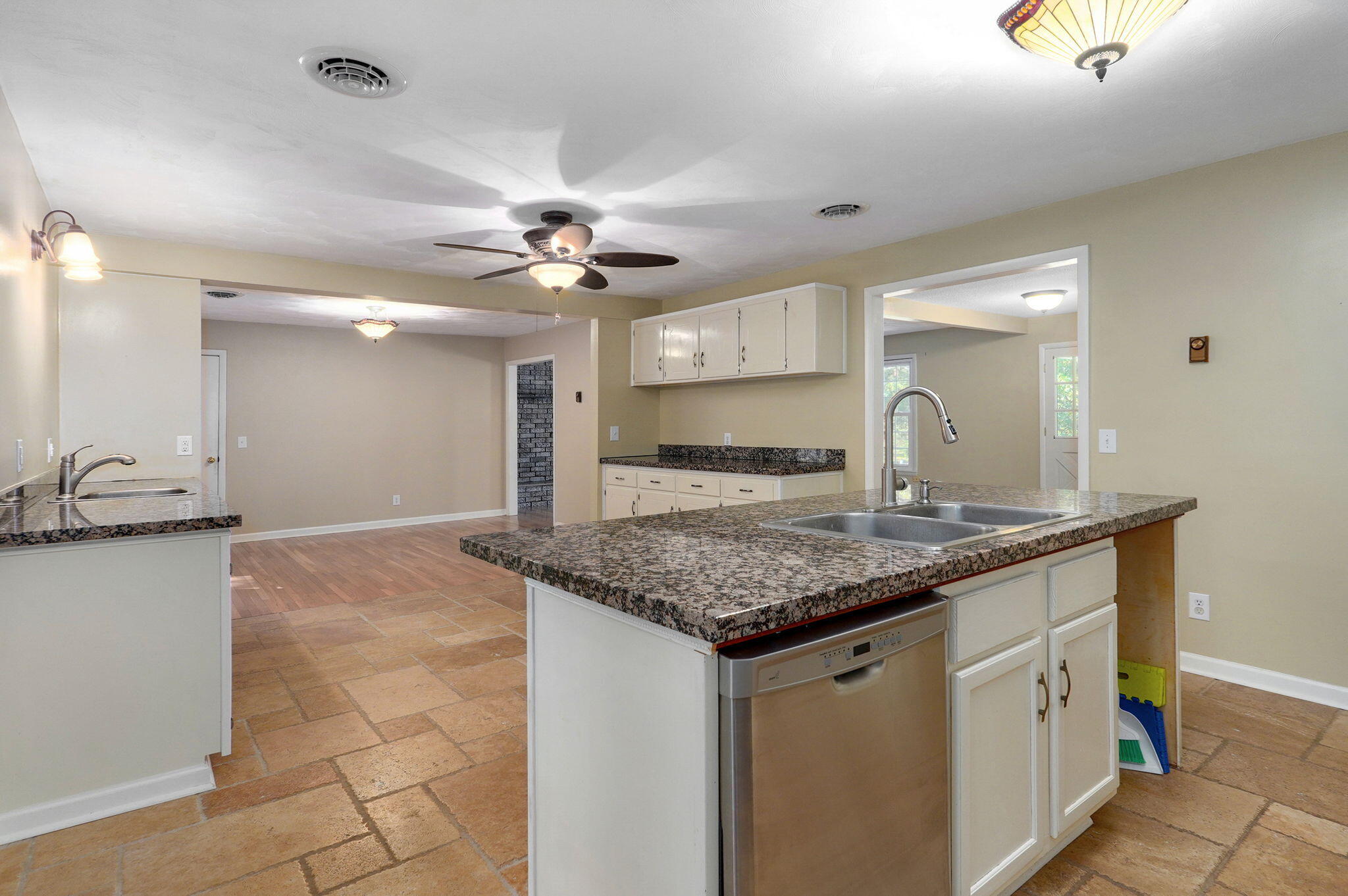 5930 Dd Road Property Photo 18