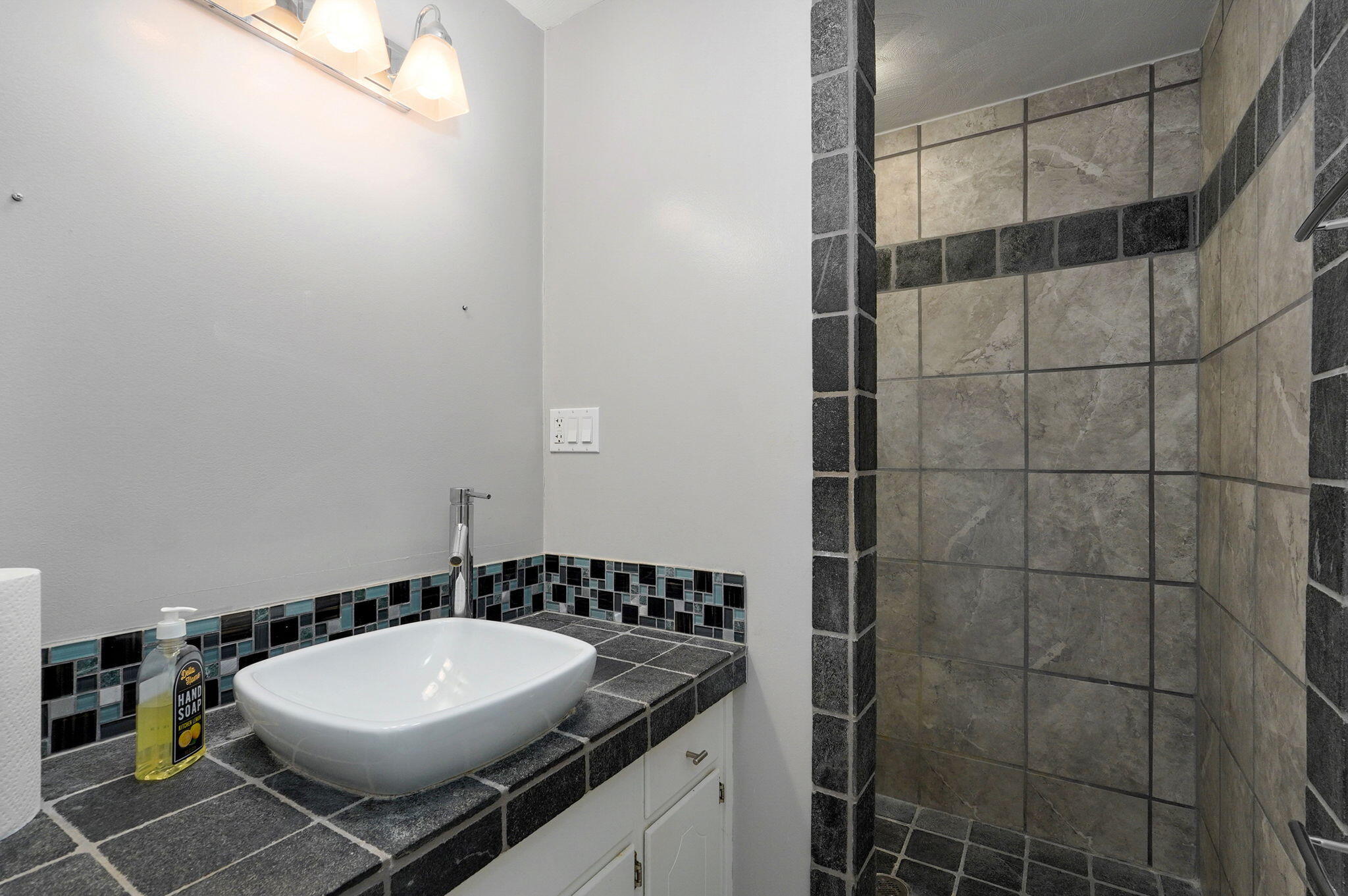 5930 Dd Road Property Photo 25