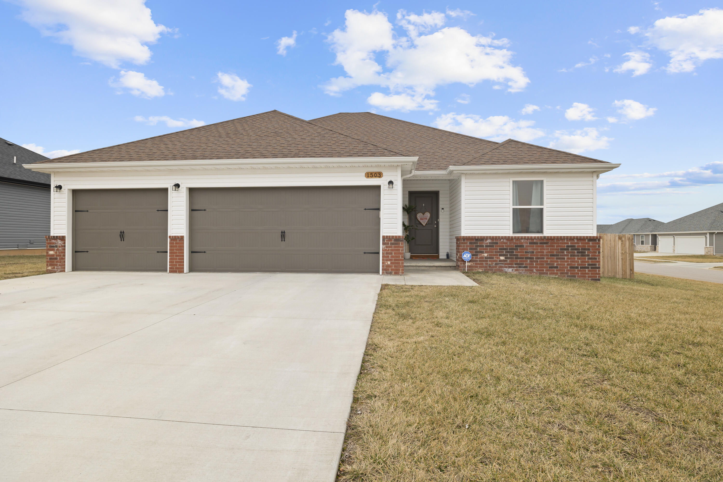 1503 South Whitaker Avenue Property Photo 1
