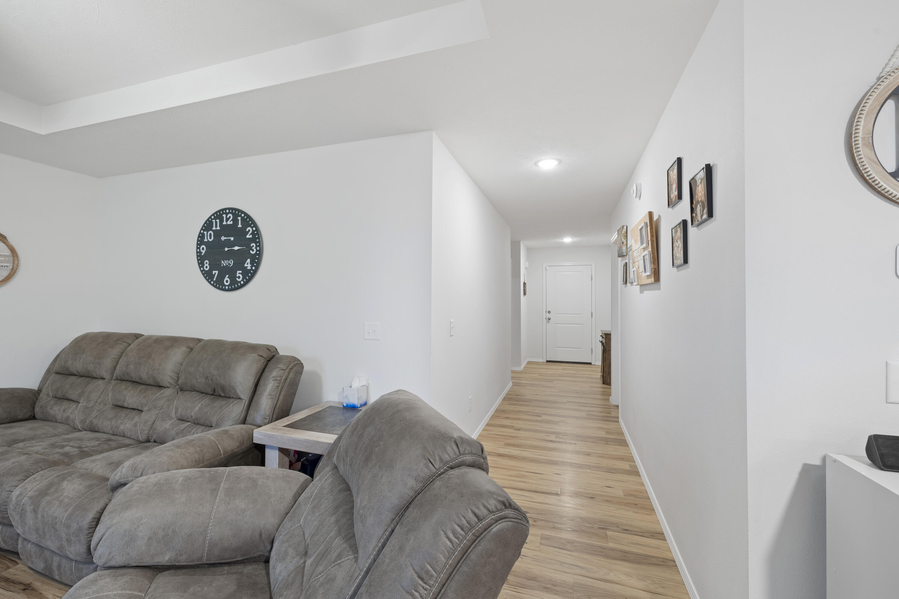 1503 South Whitaker Avenue Property Photo 11