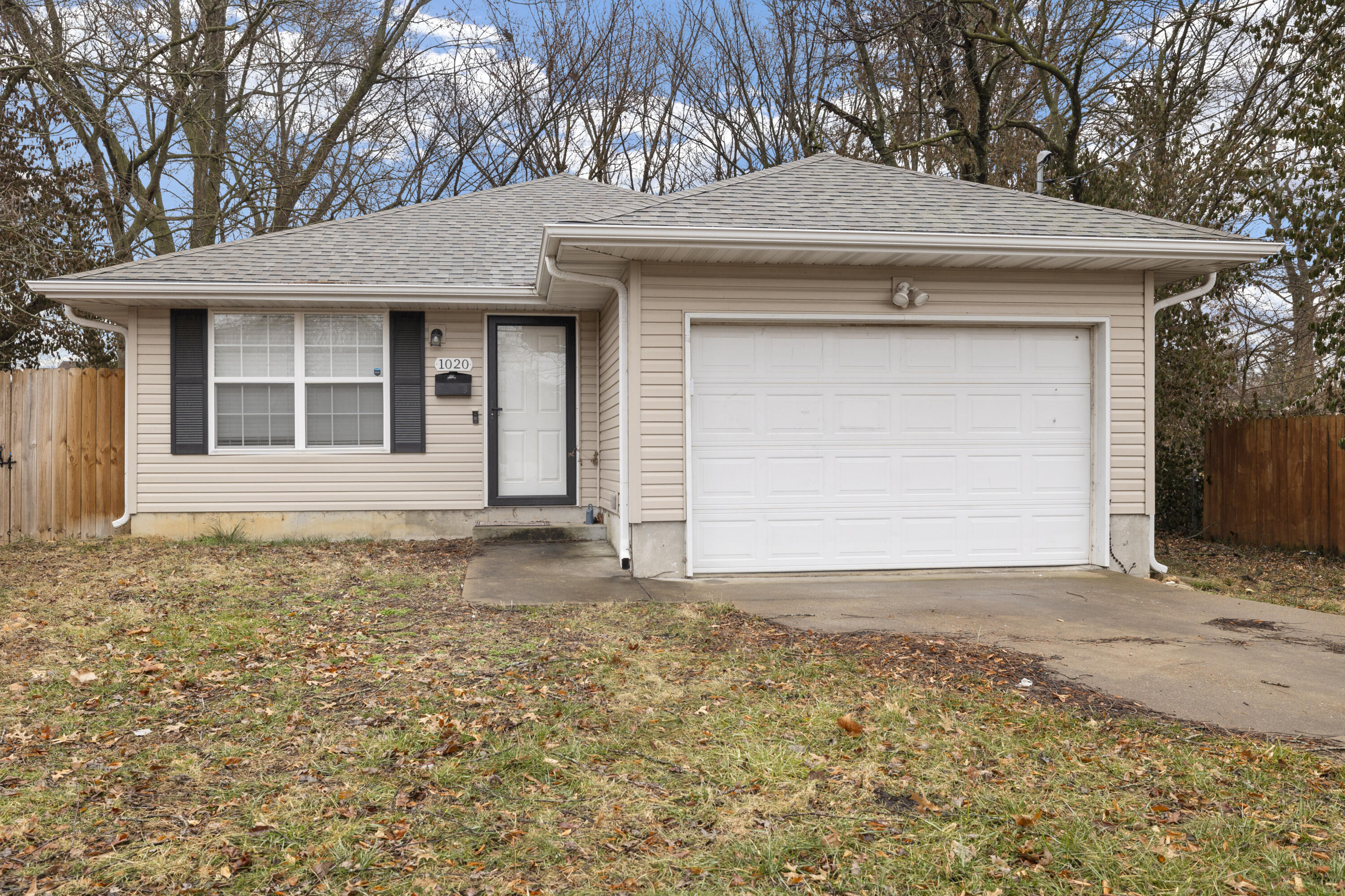 1020 North Ethyl Avenue Property Photo