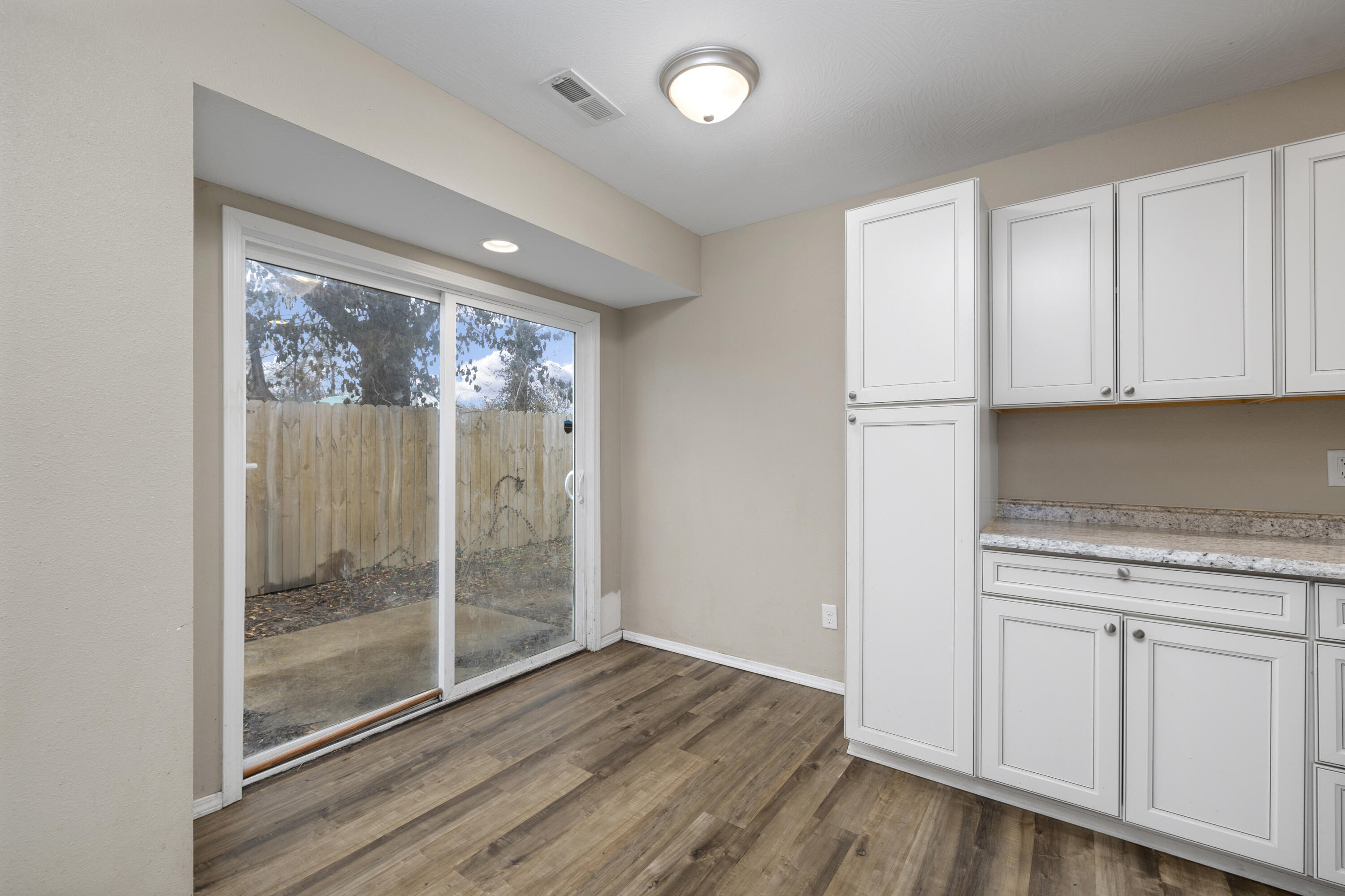 1020 North Ethyl Avenue Property Photo 6