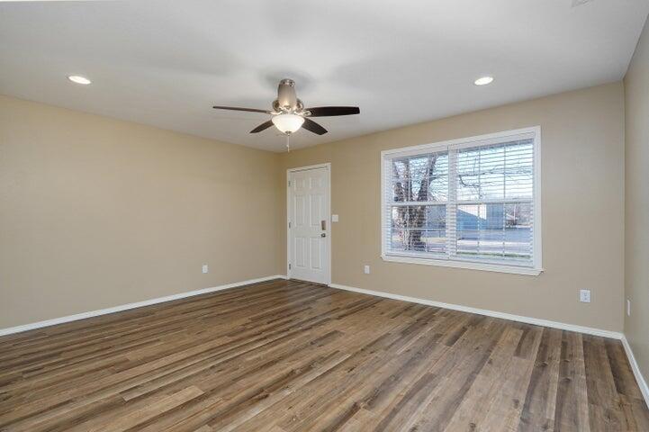 1020 North Ethyl Avenue Property Photo 10
