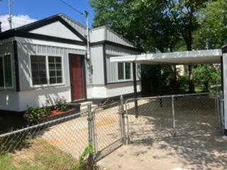 2034 West Division Street Property Photo