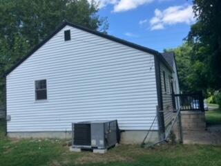 2034 West Division Street Property Photo 4