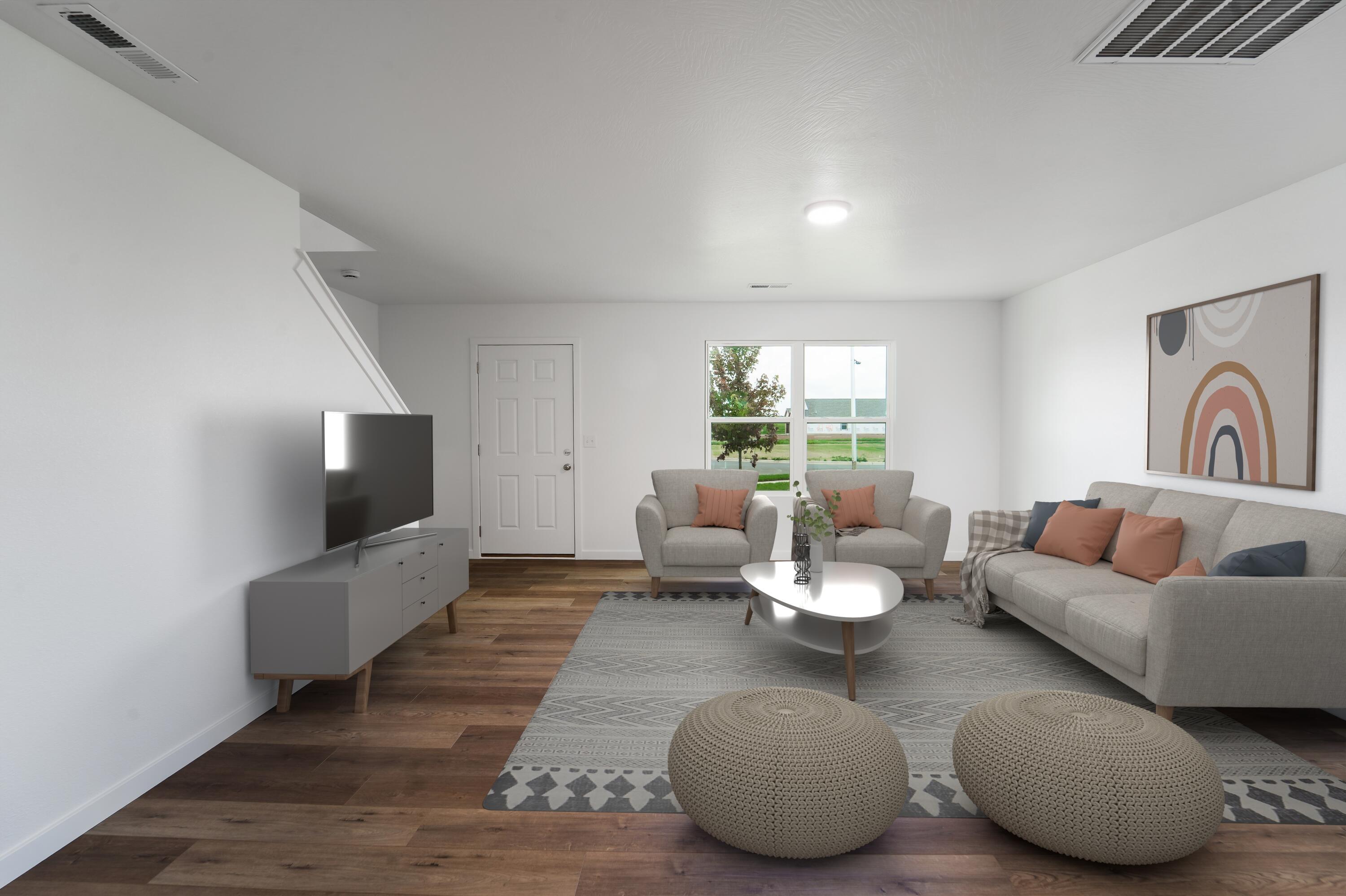 779 Hoffman Hills Boulevard Property Photo 4