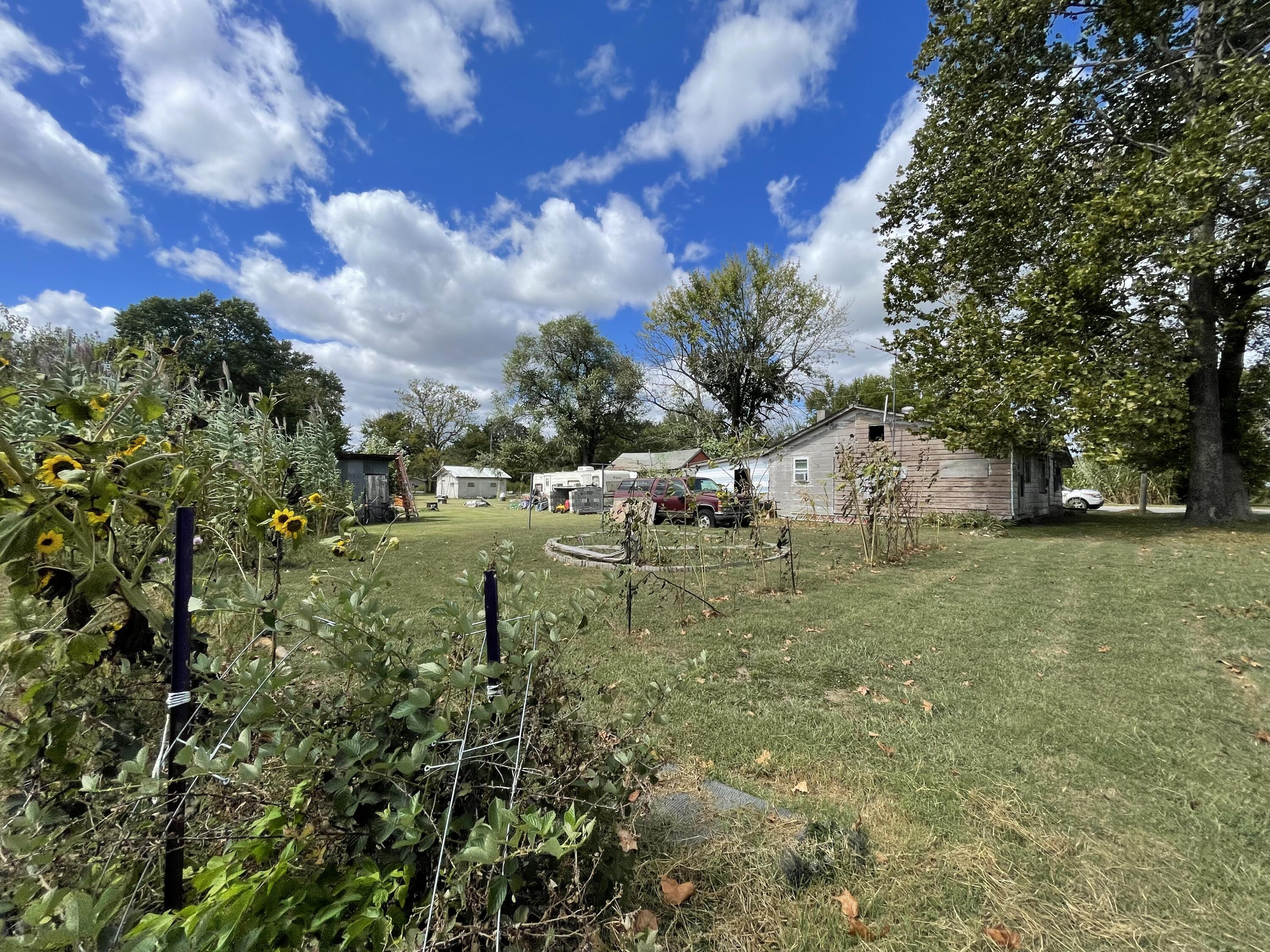 238 Delta Street Property Photo 4