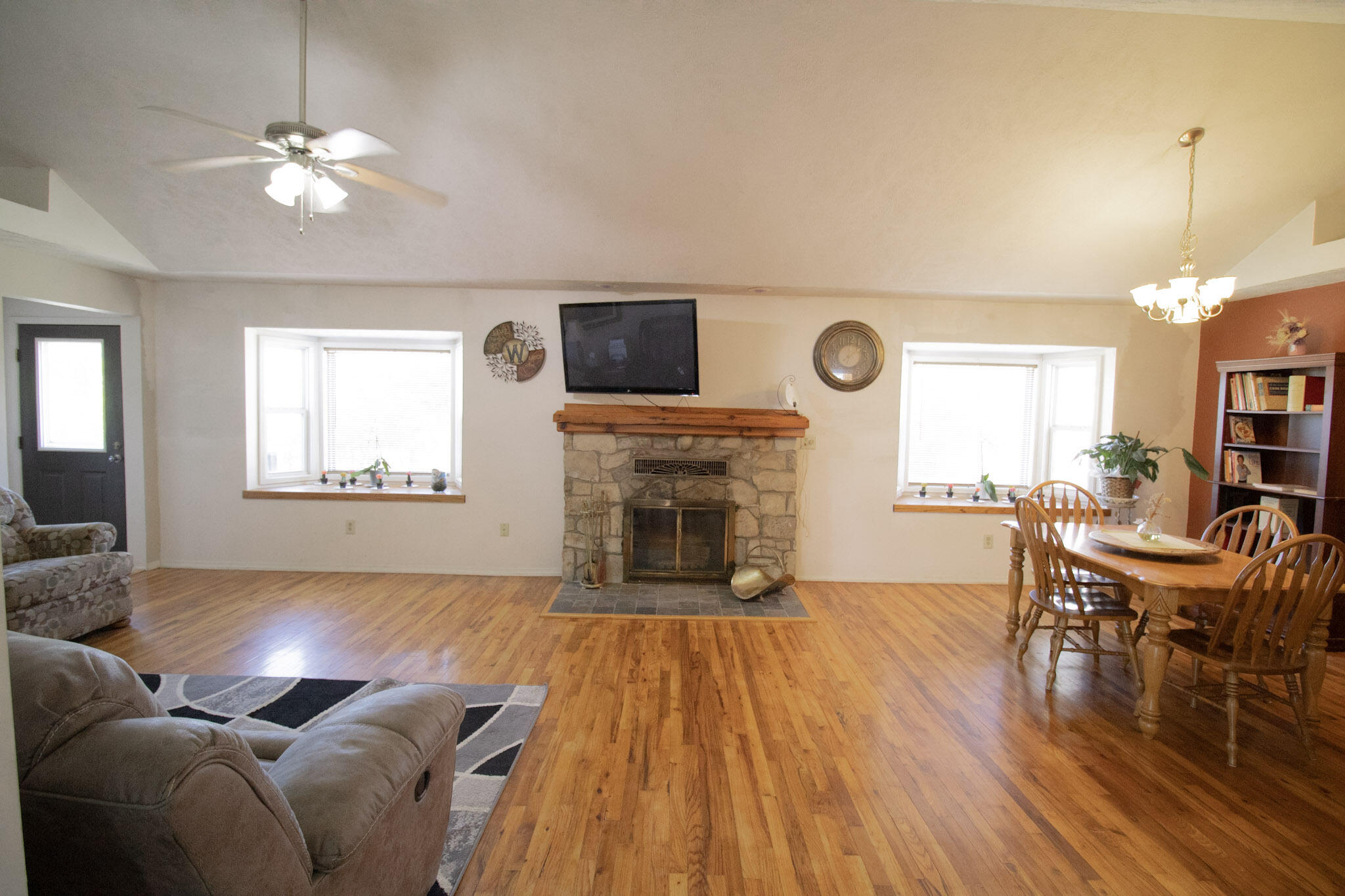 138 South Hickory Street Property Photo 12