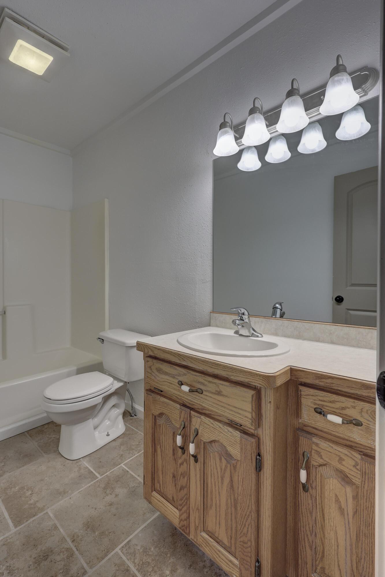 9637 County Road 200 Property Photo 16