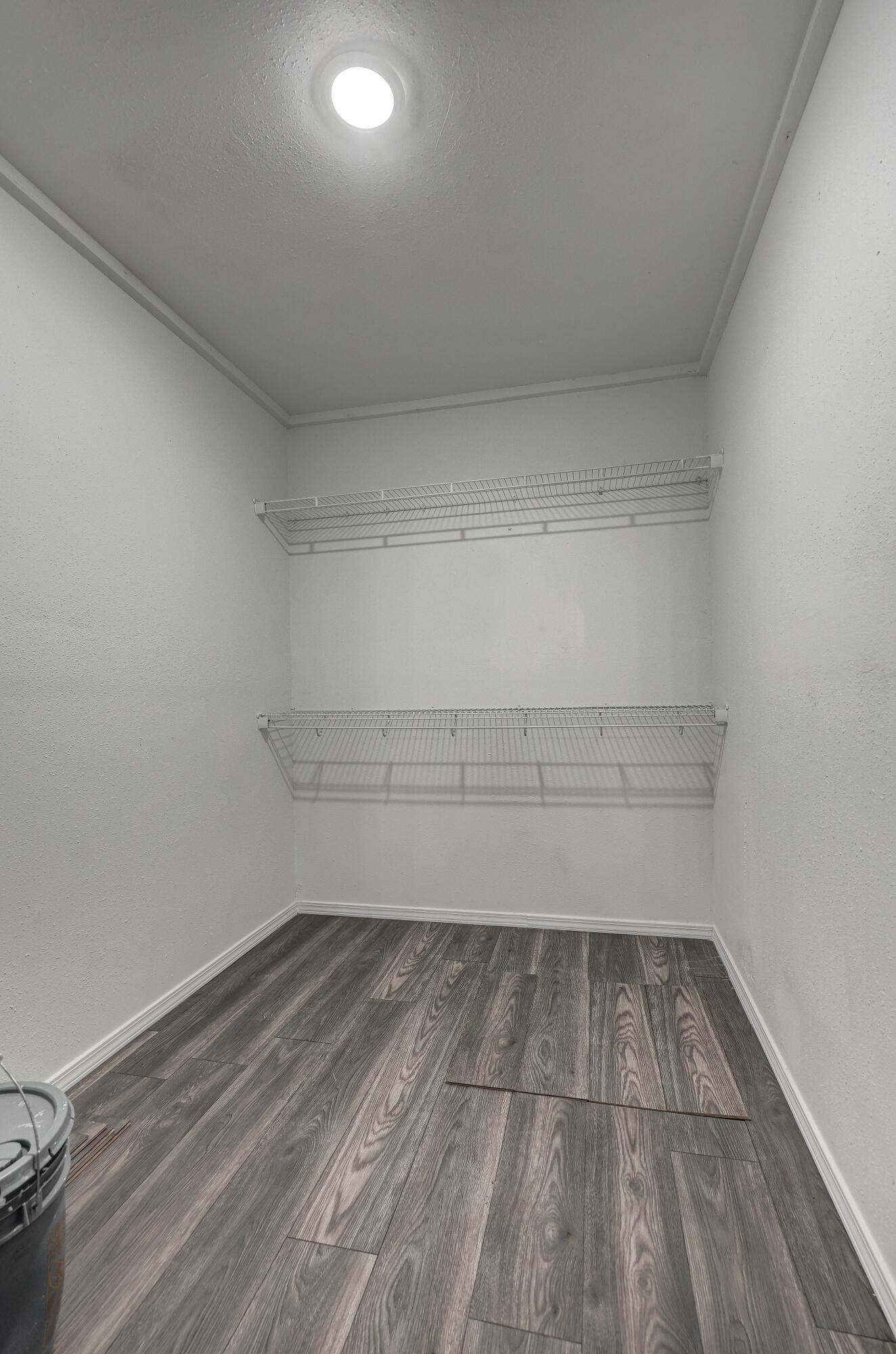 9637 County Road 200 Property Photo 17