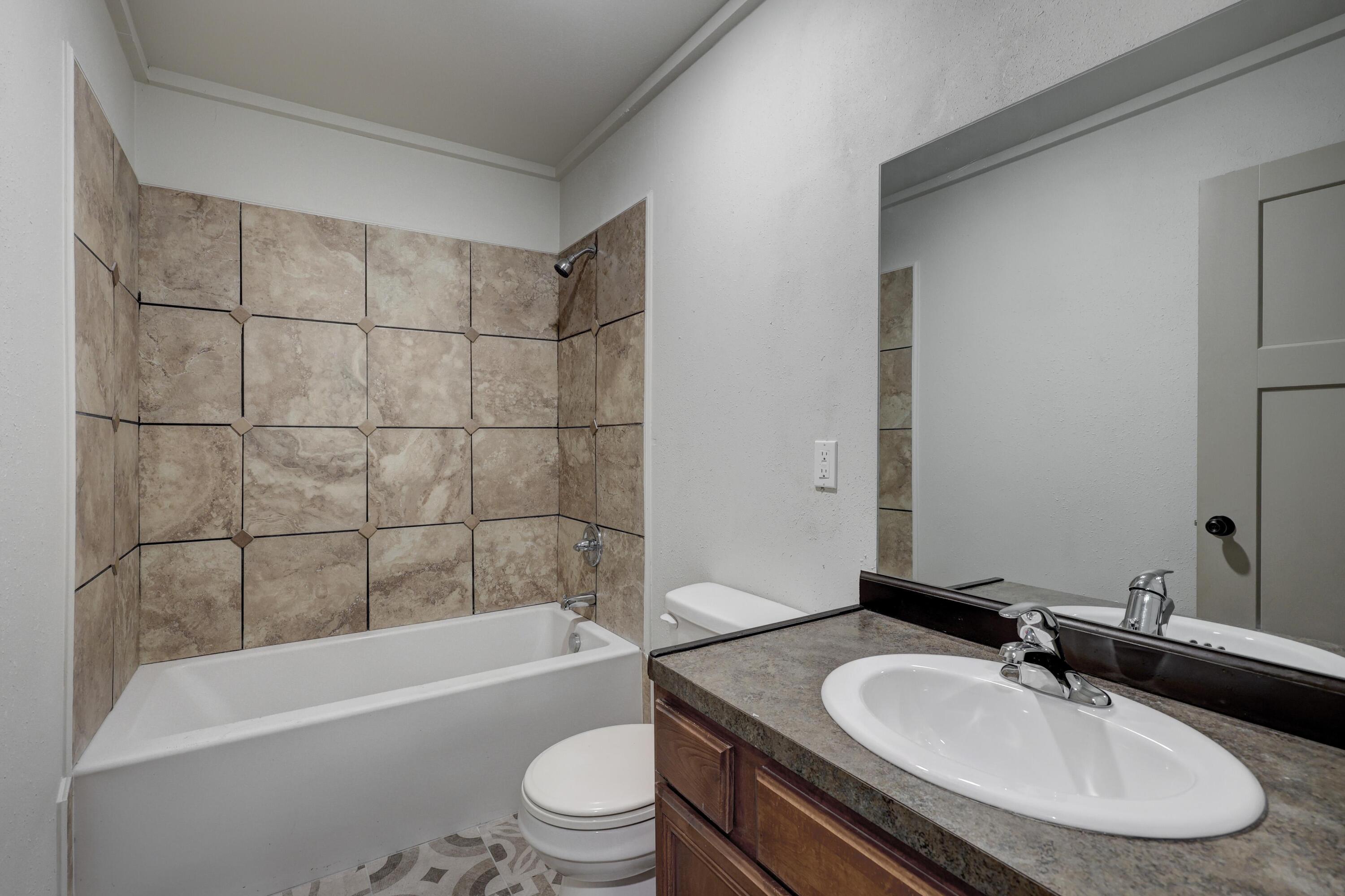 9637 County Road 200 Property Photo 23