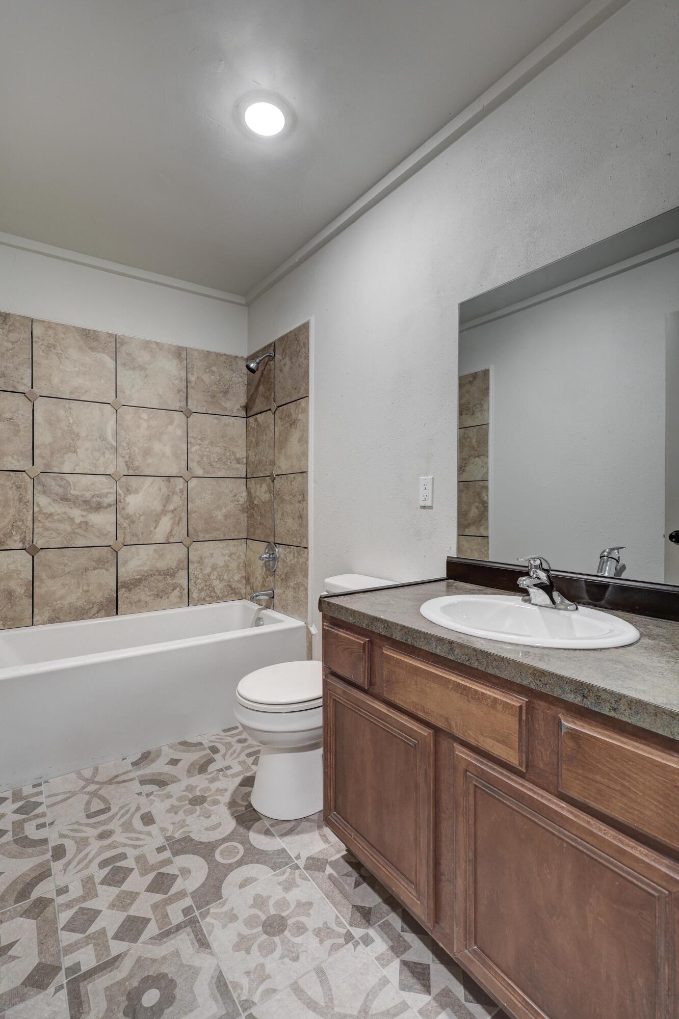 9637 County Road 200 Property Photo 24