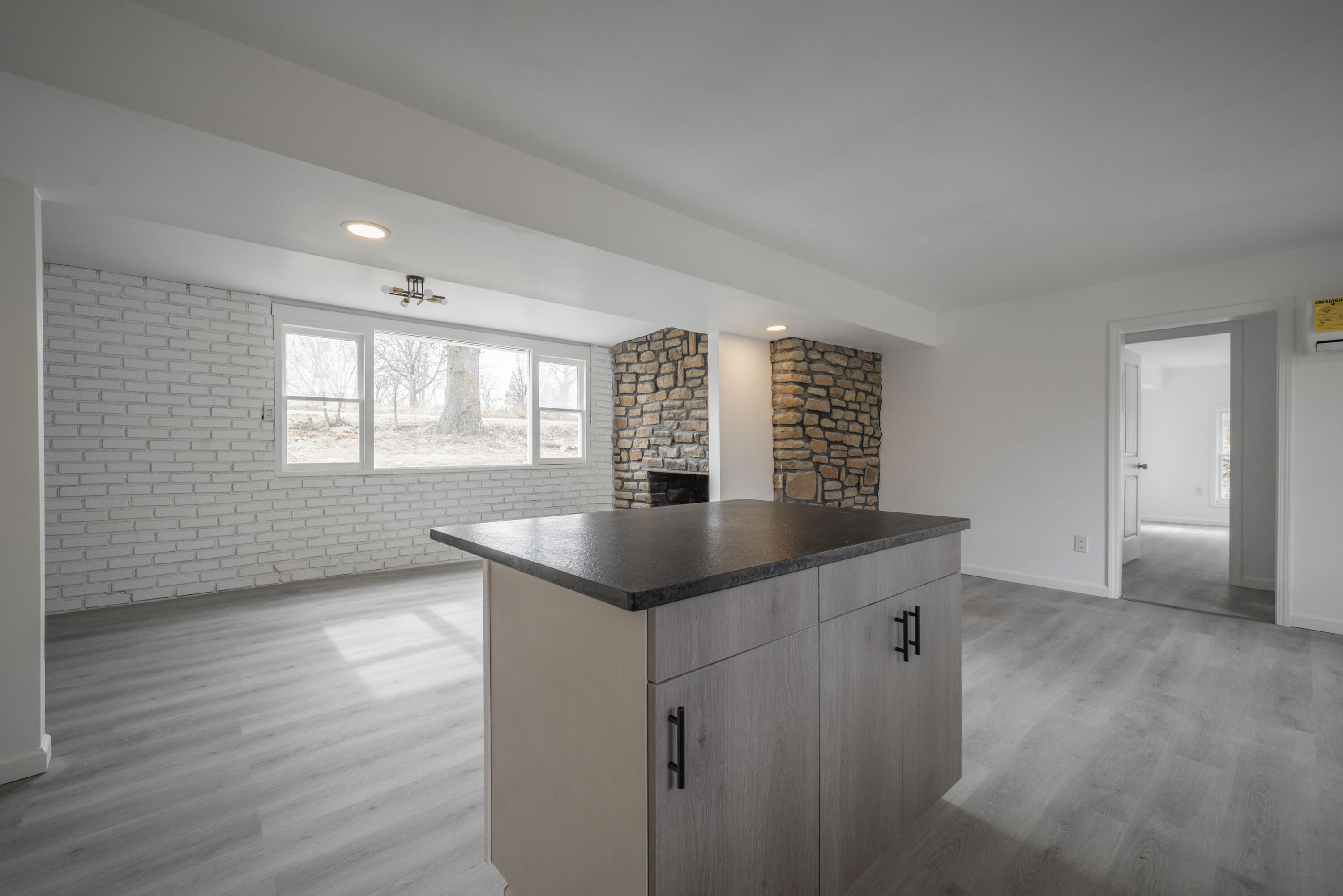18662 Norway Road Property Photo 13