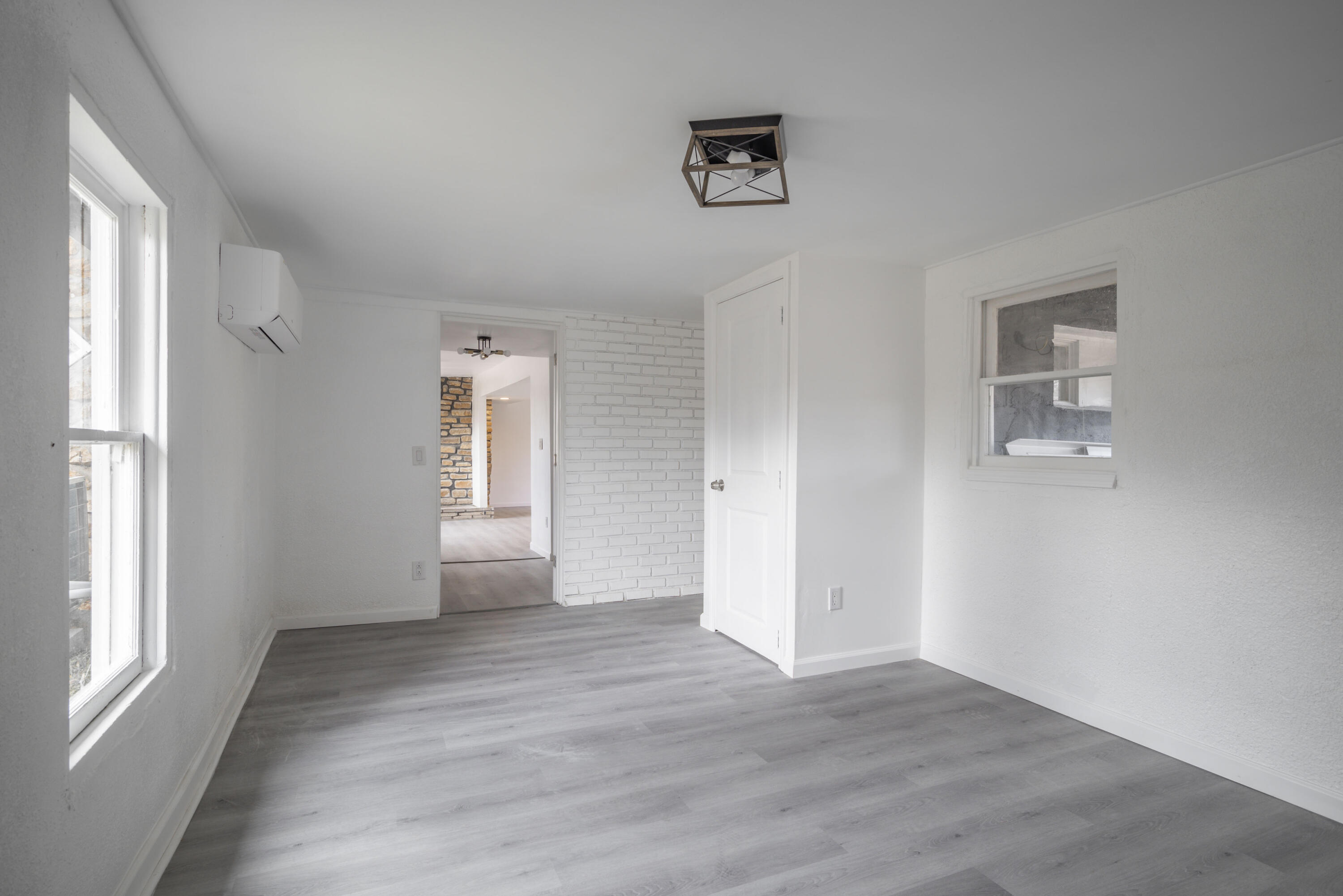 18662 Norway Road Property Photo 24