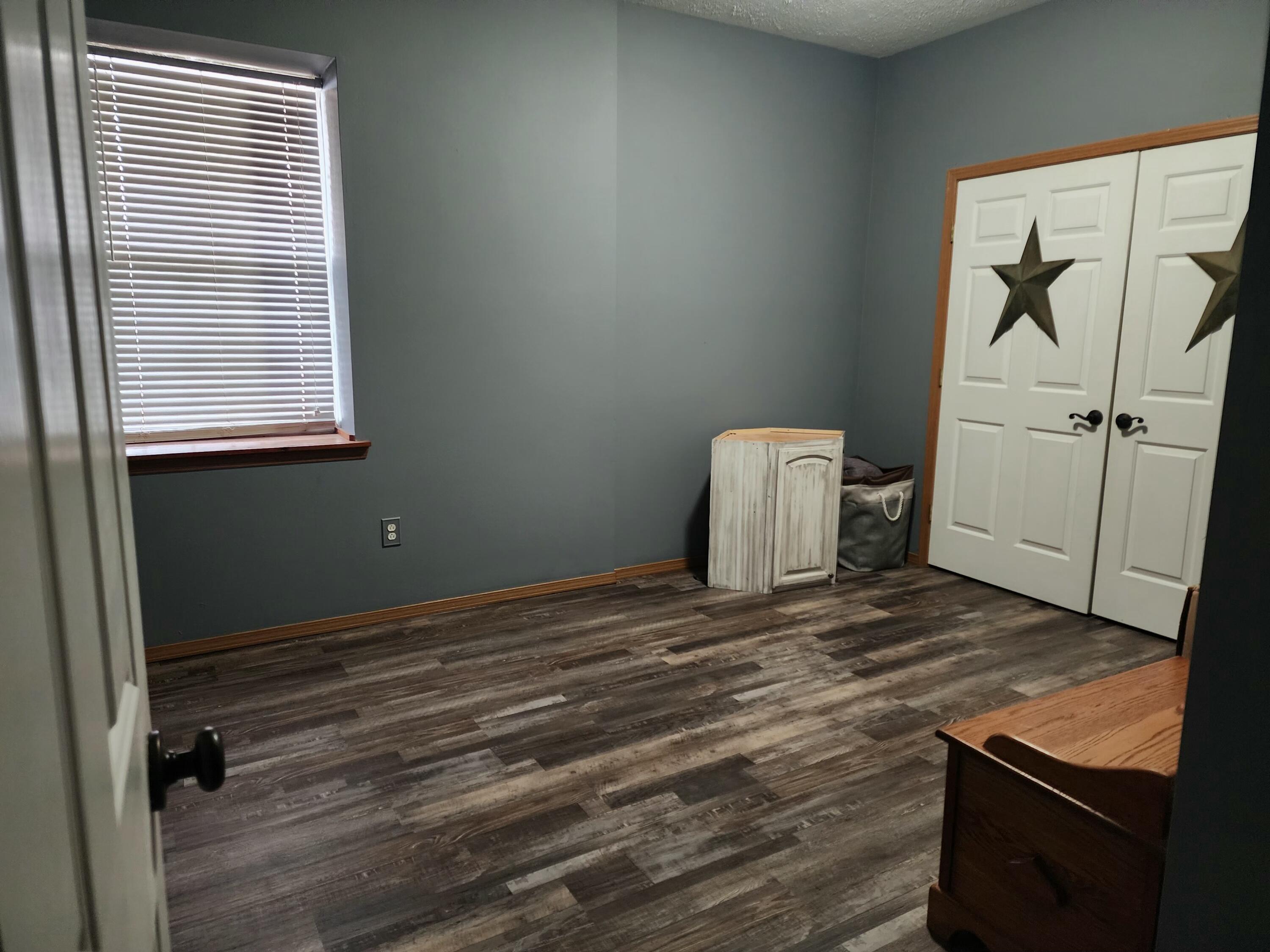 21306 Lawrence 2074 Property Photo 23