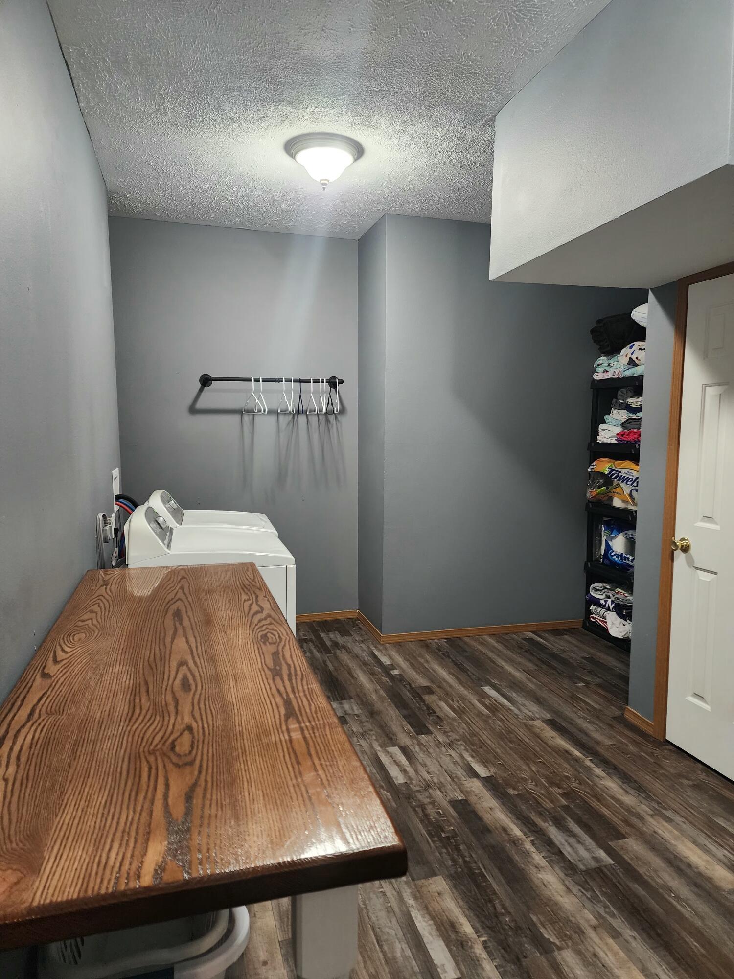 21306 Lawrence 2074 Property Photo 25