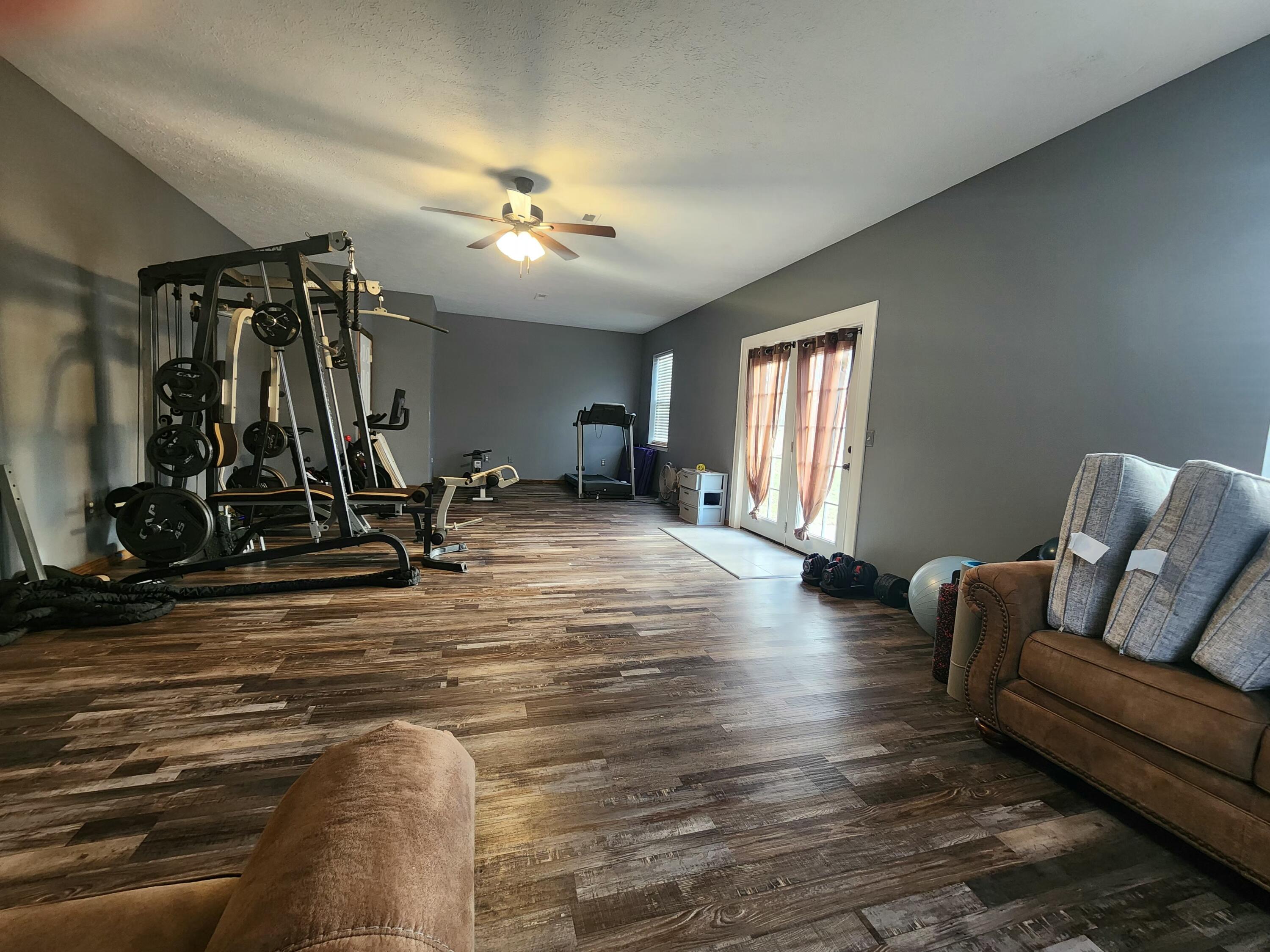 21306 Lawrence 2074 Property Photo 31