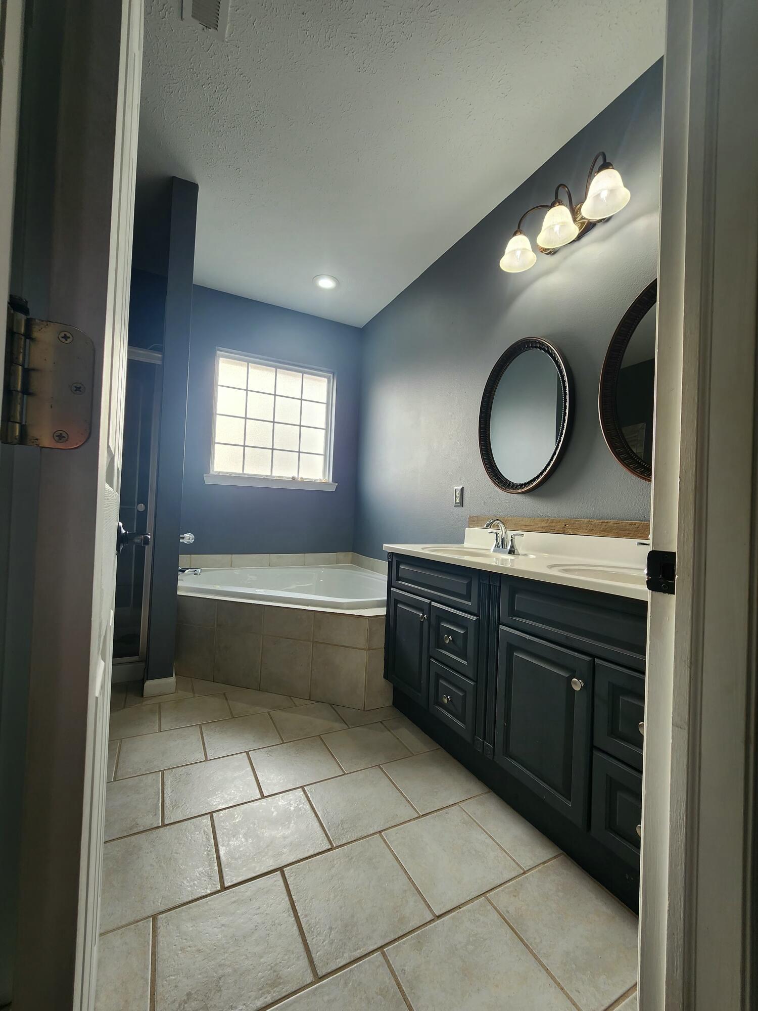 21306 Lawrence 2074 Property Photo 34