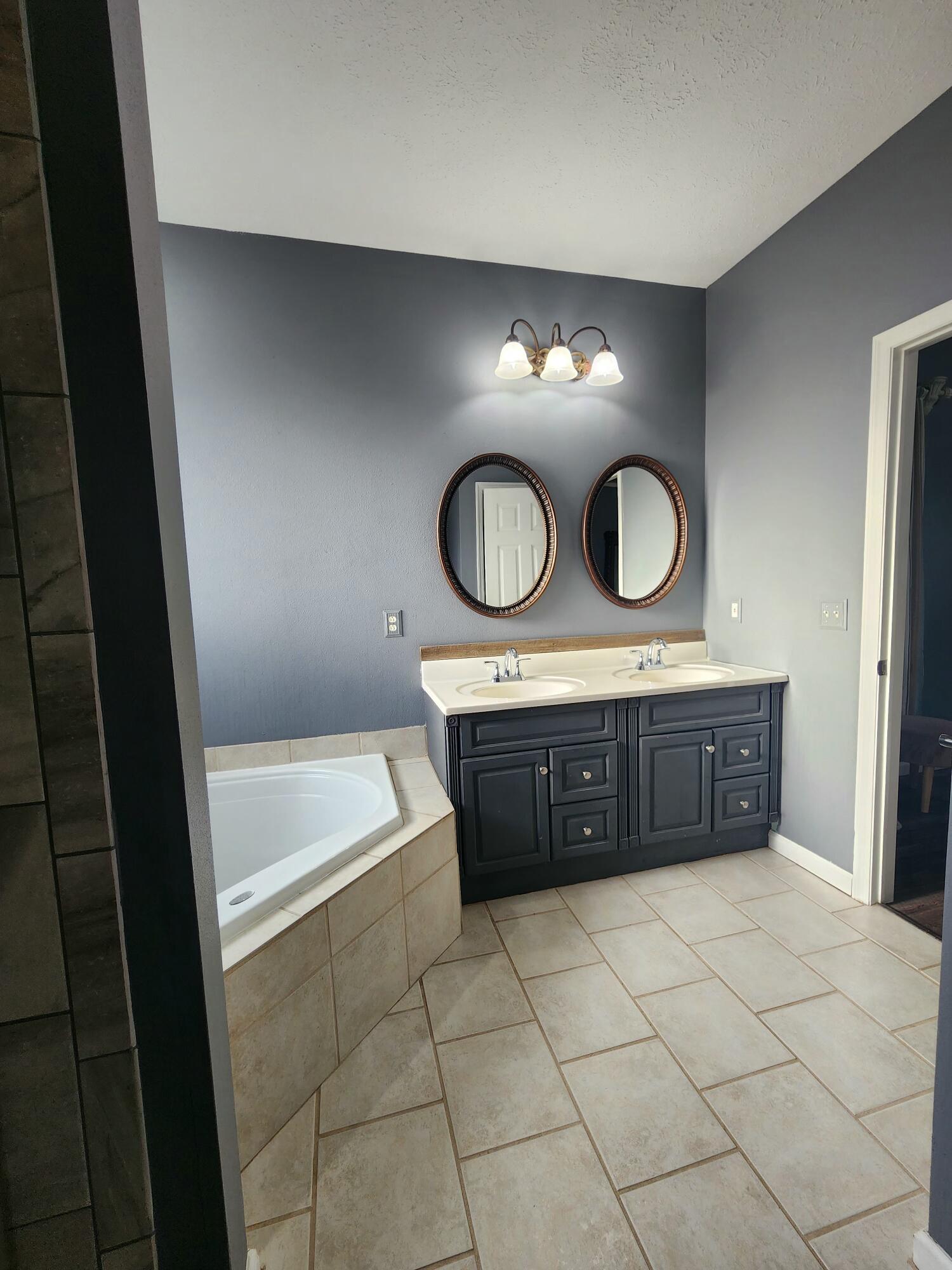 21306 Lawrence 2074 Property Photo 36