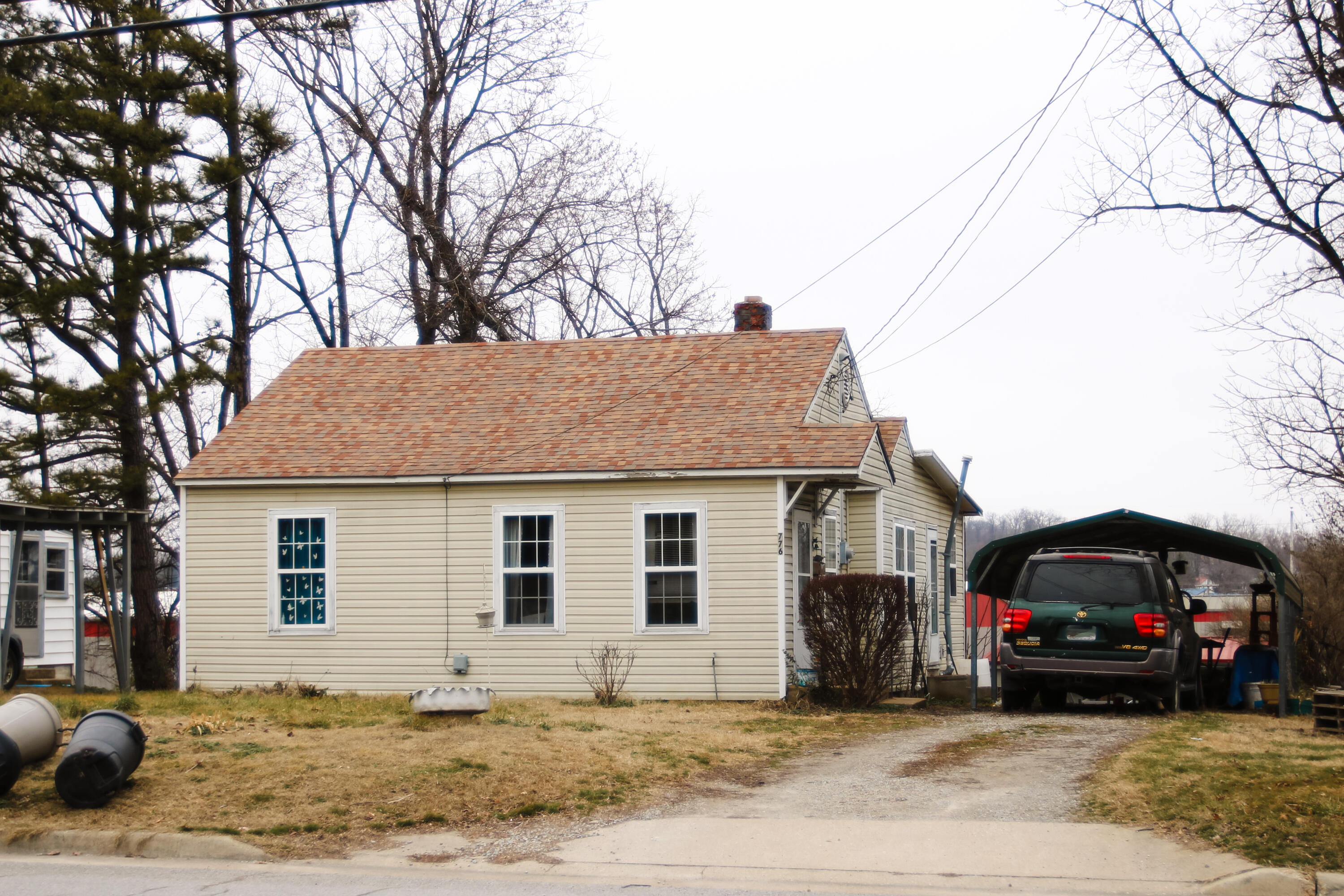 2211 Joanne Drive Property Photo 4