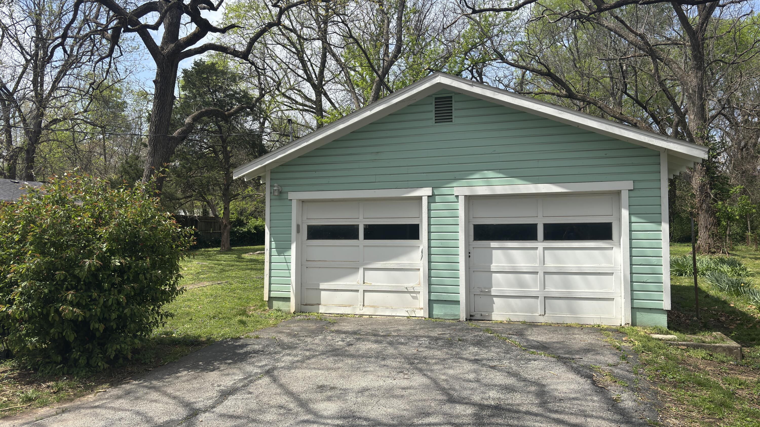 1453 South Jefferson Avenue Property Photo 29