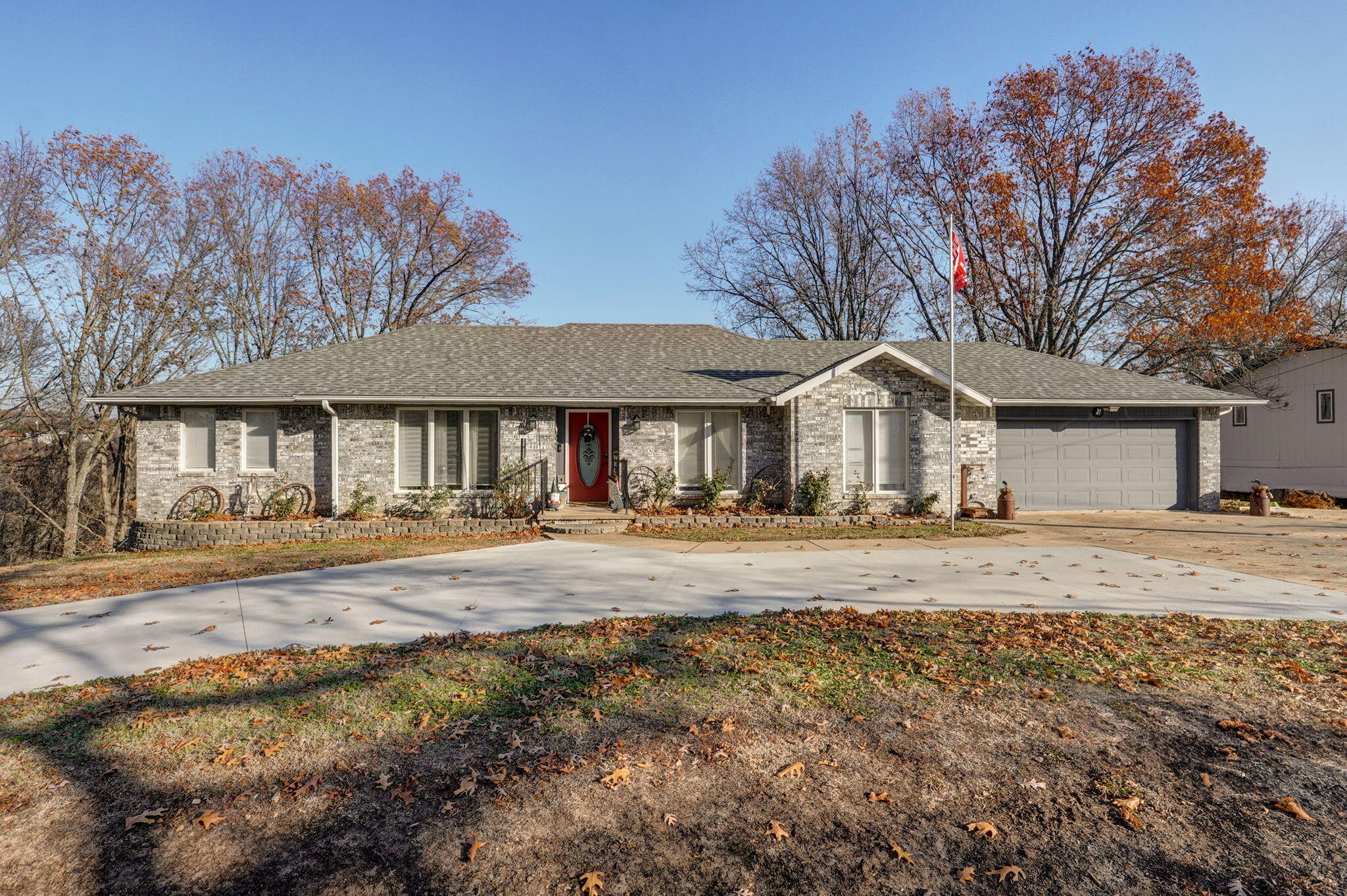 Country Club Estates Real Estate Listings Main Image