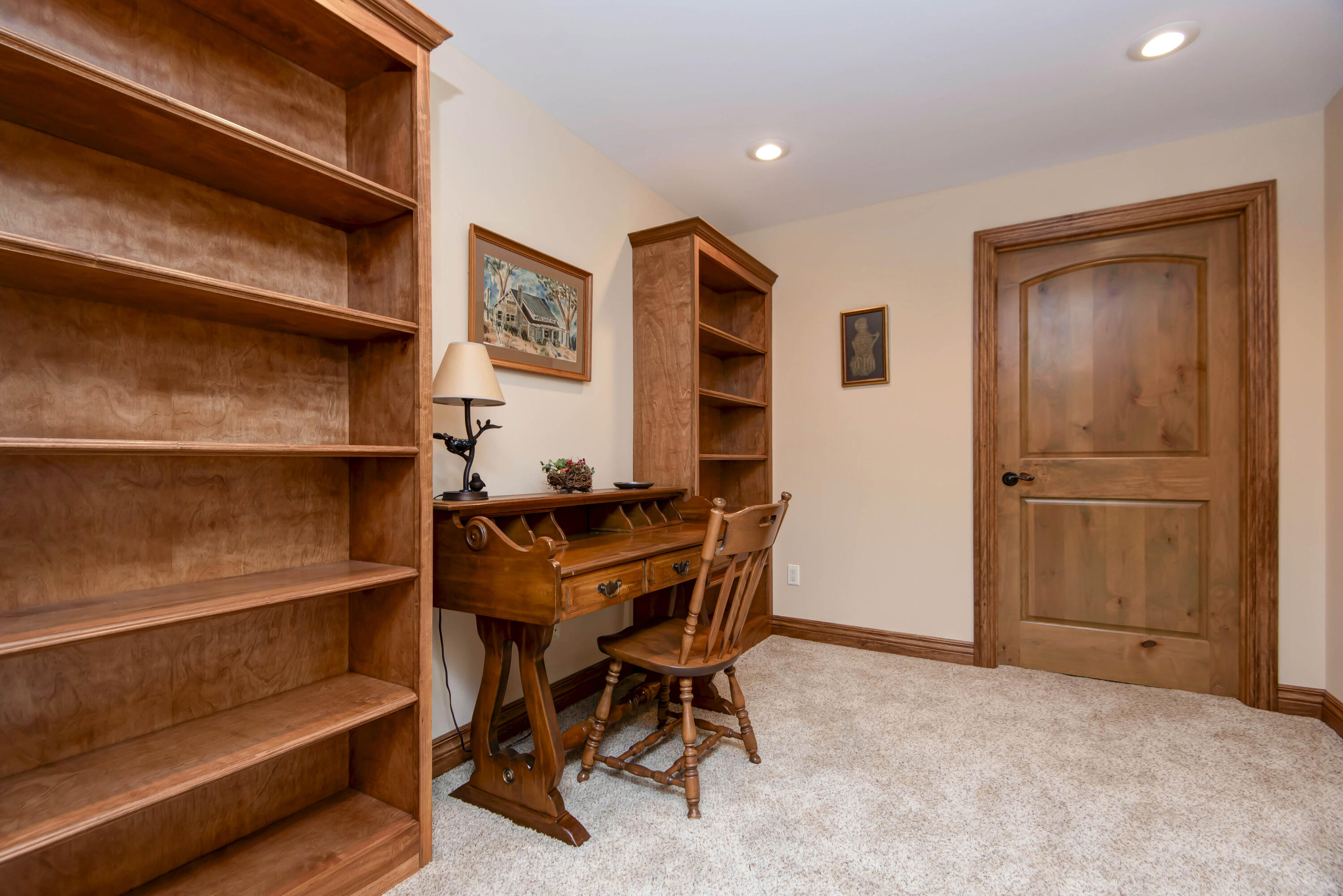 707 South Hickory Terrace Property Photo 48