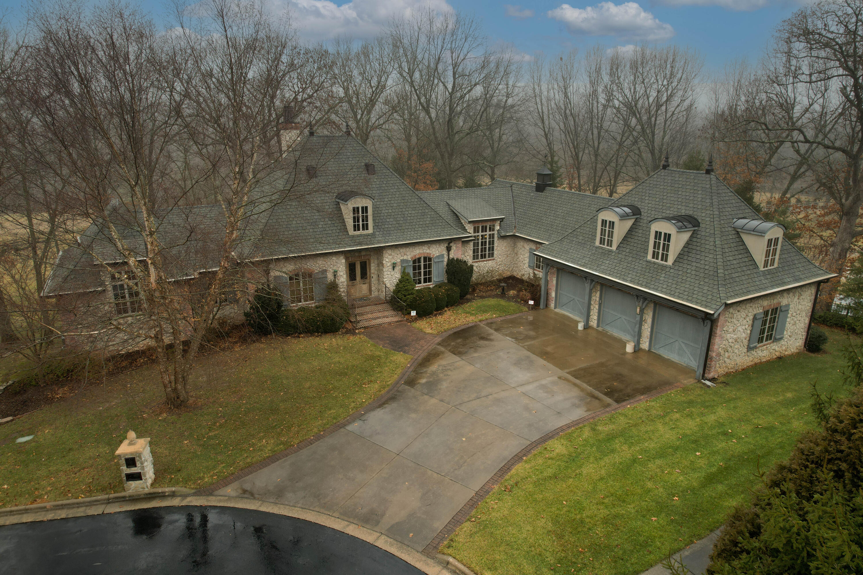 707 South Hickory Terrace Property Photo 58