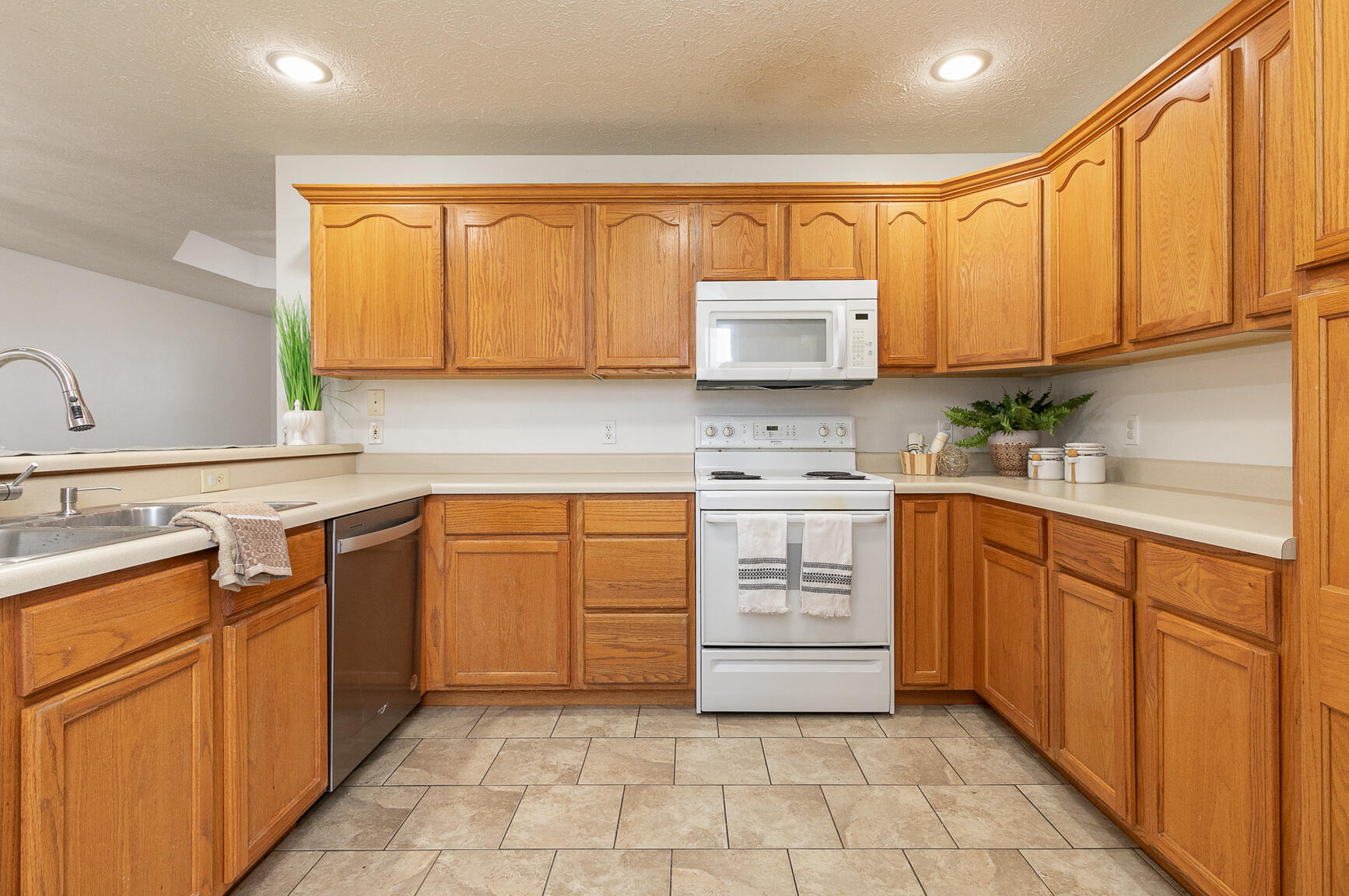 319 Meadowlark Road Property Photo 10